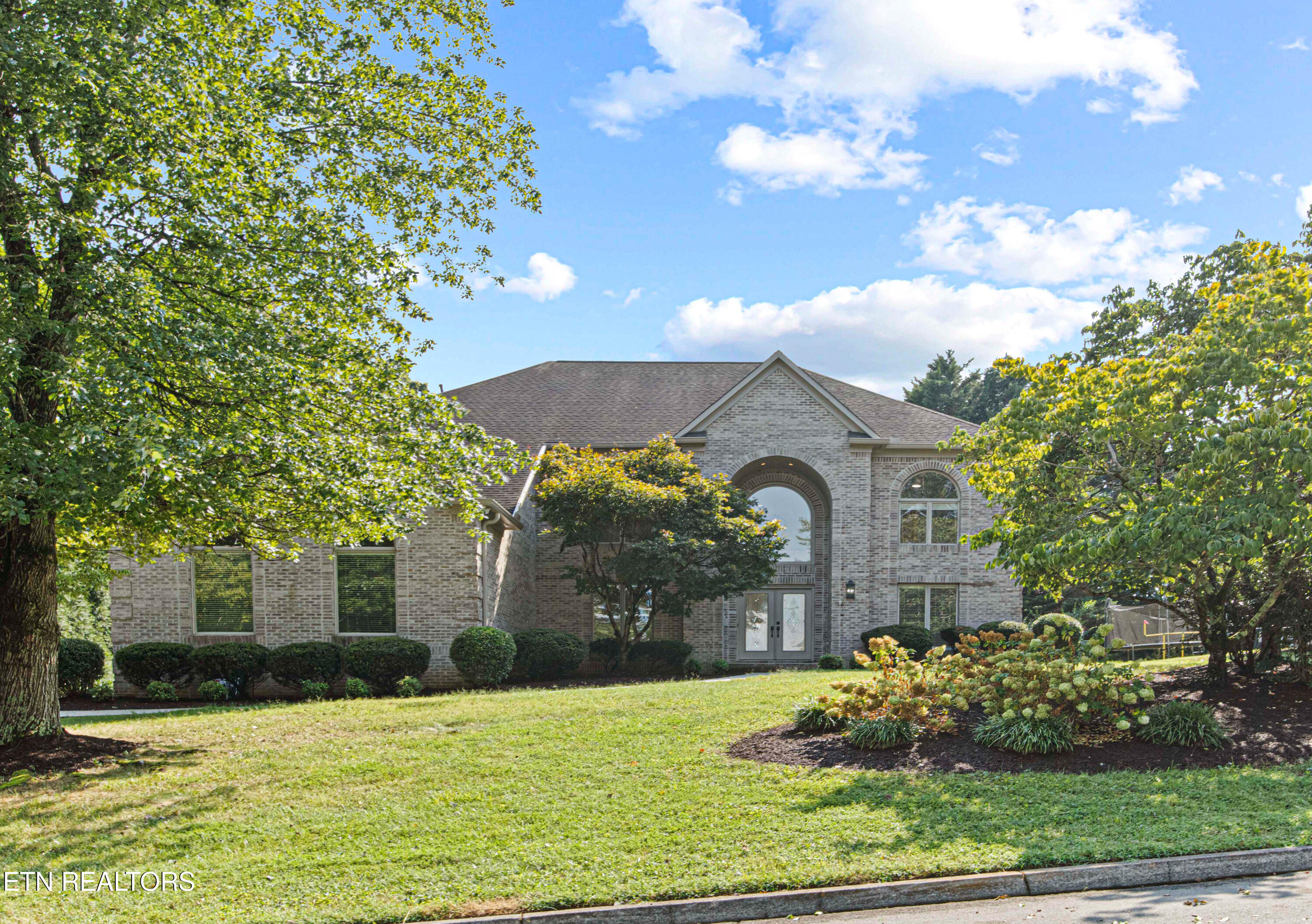 1613 Bingham Drive — photo