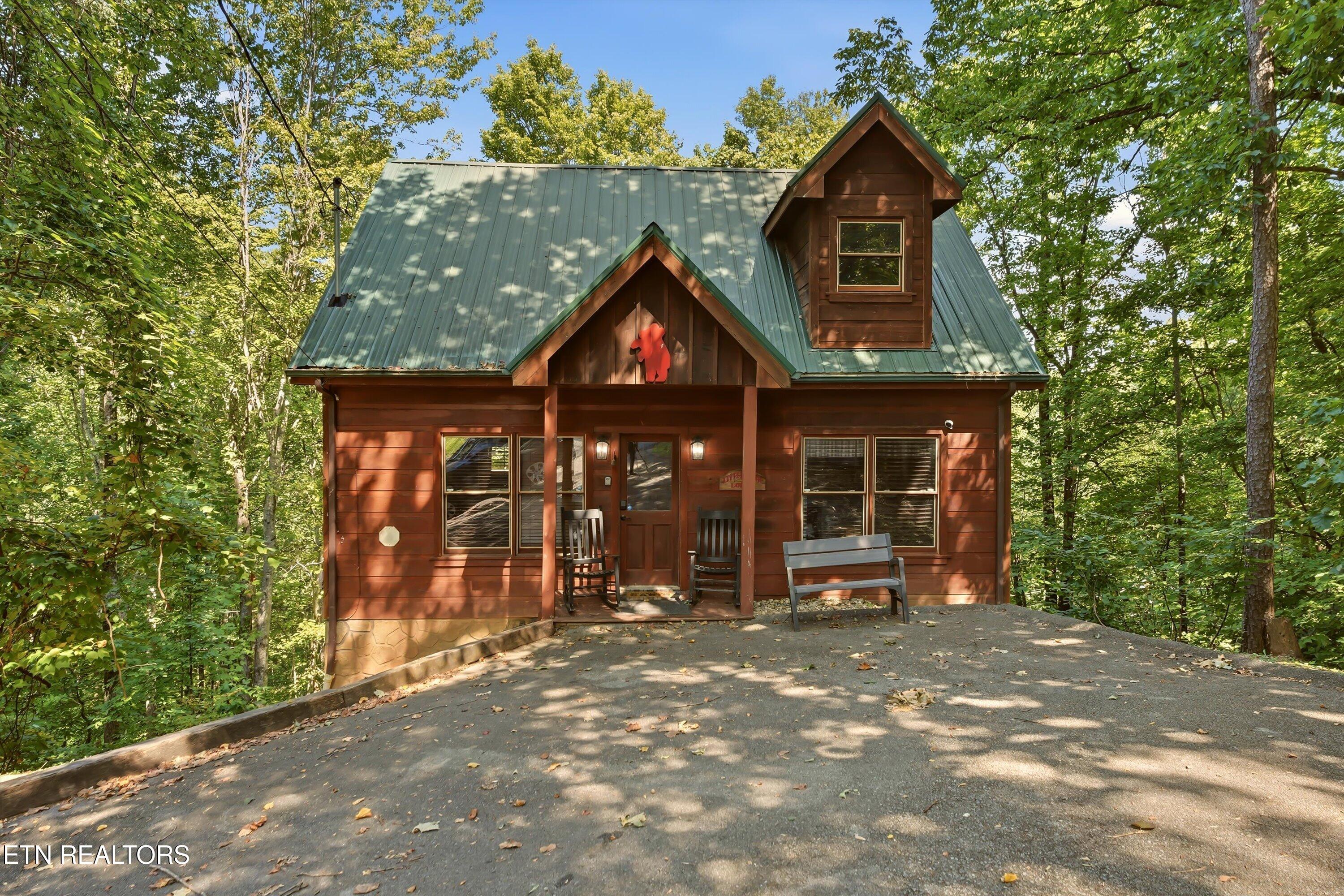 1605 Silver Poplar Lane — photo