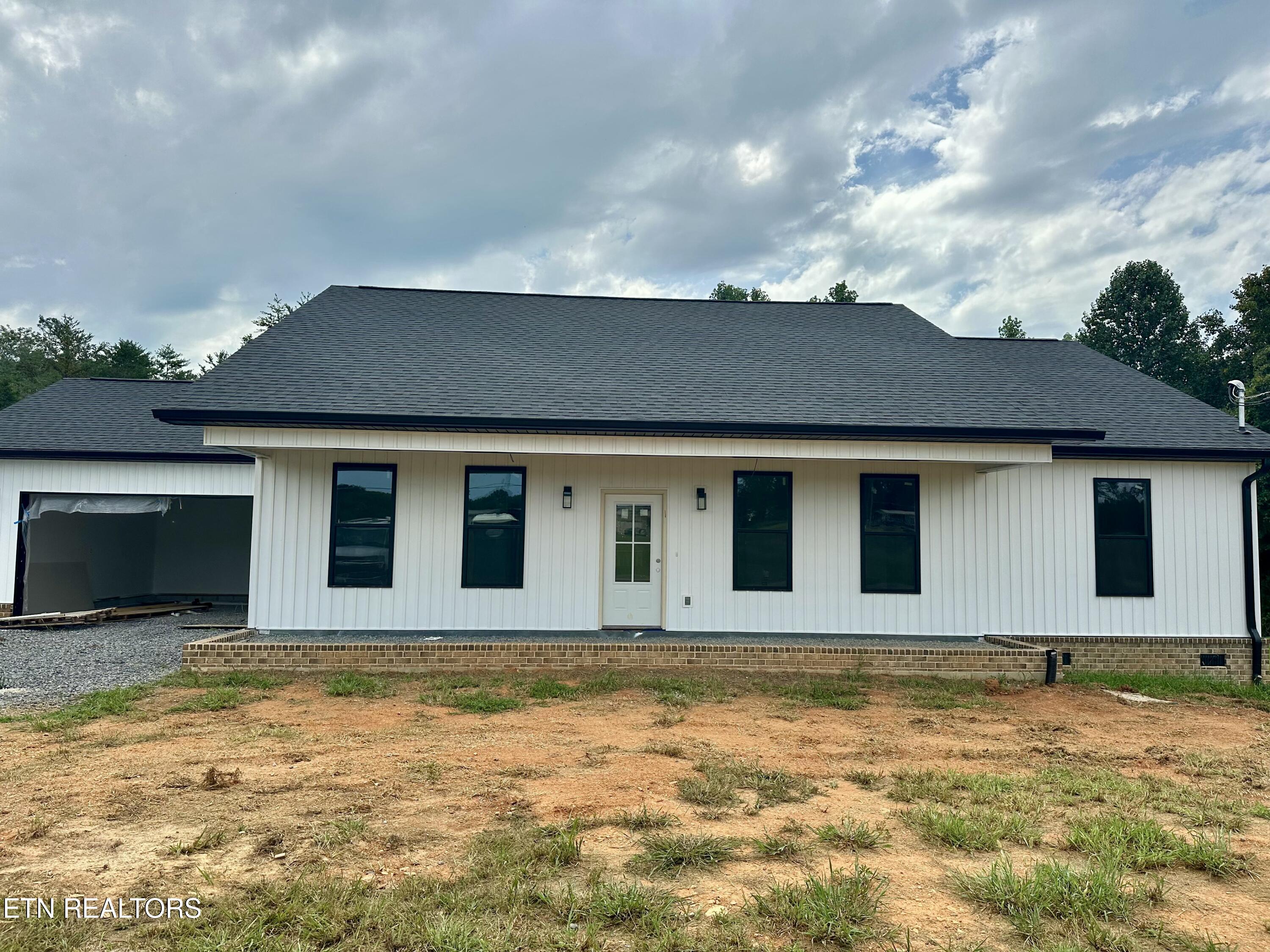 239 Thorngrove Pike — photo