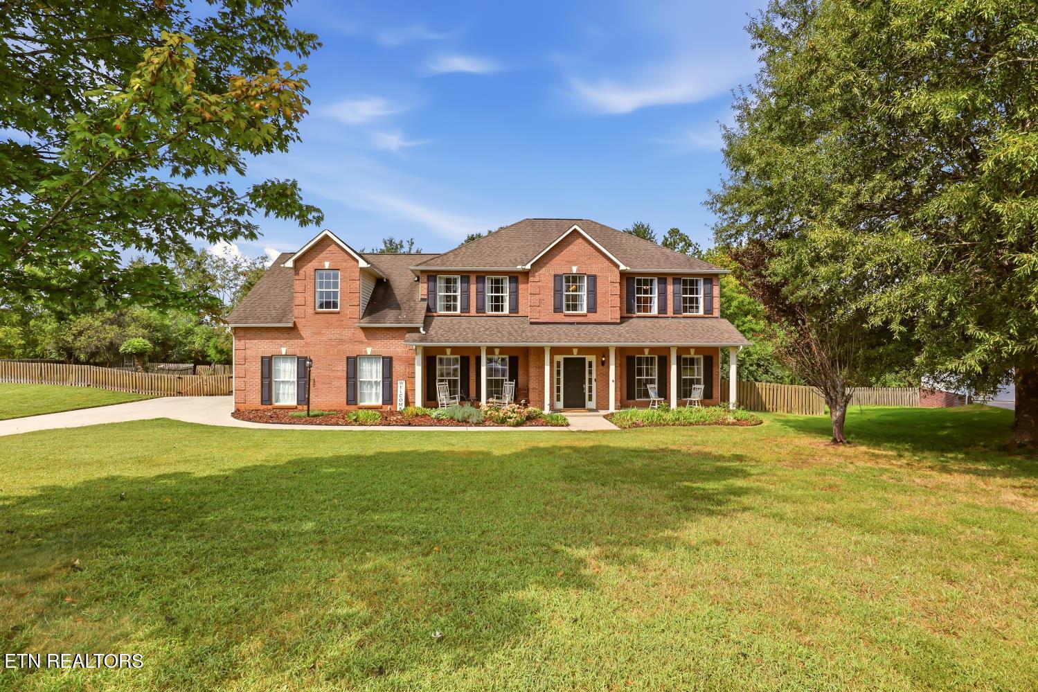 2551 Silverstone Lane — photo