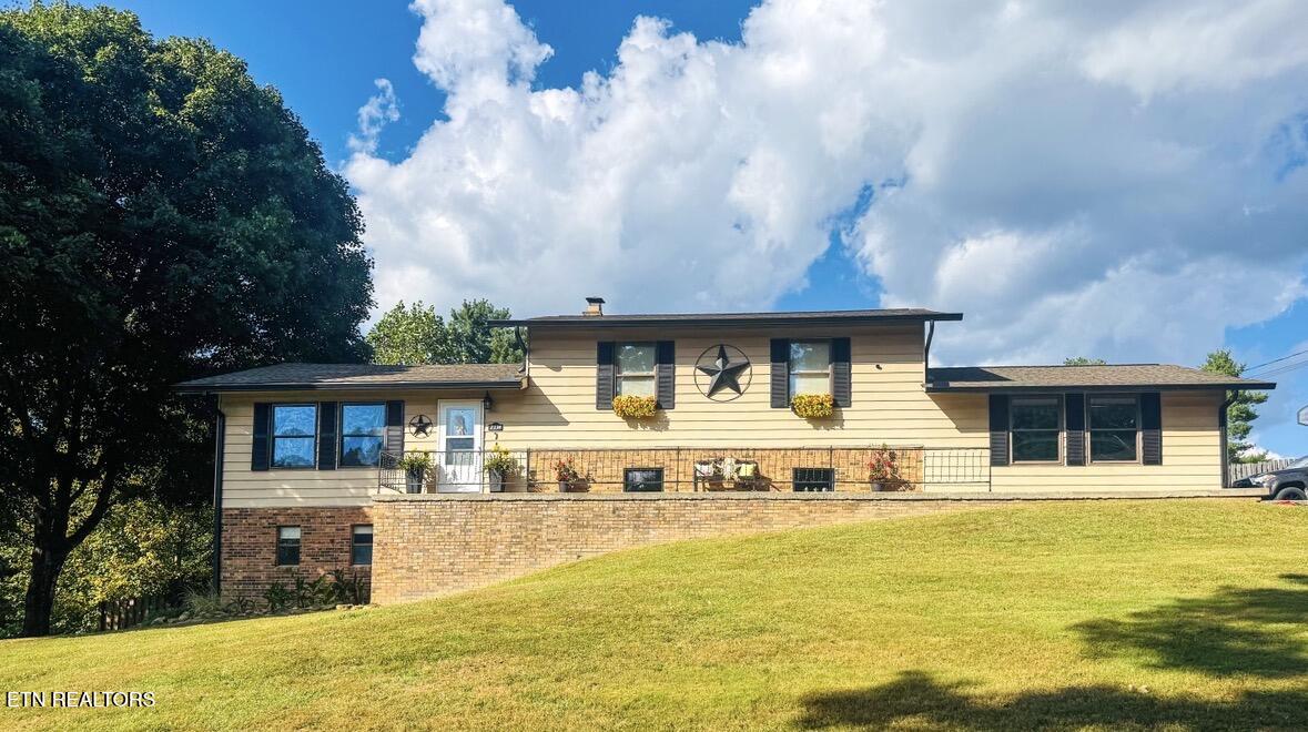 2334 Litton Rd, Oneida, TN 37841 — photo 2