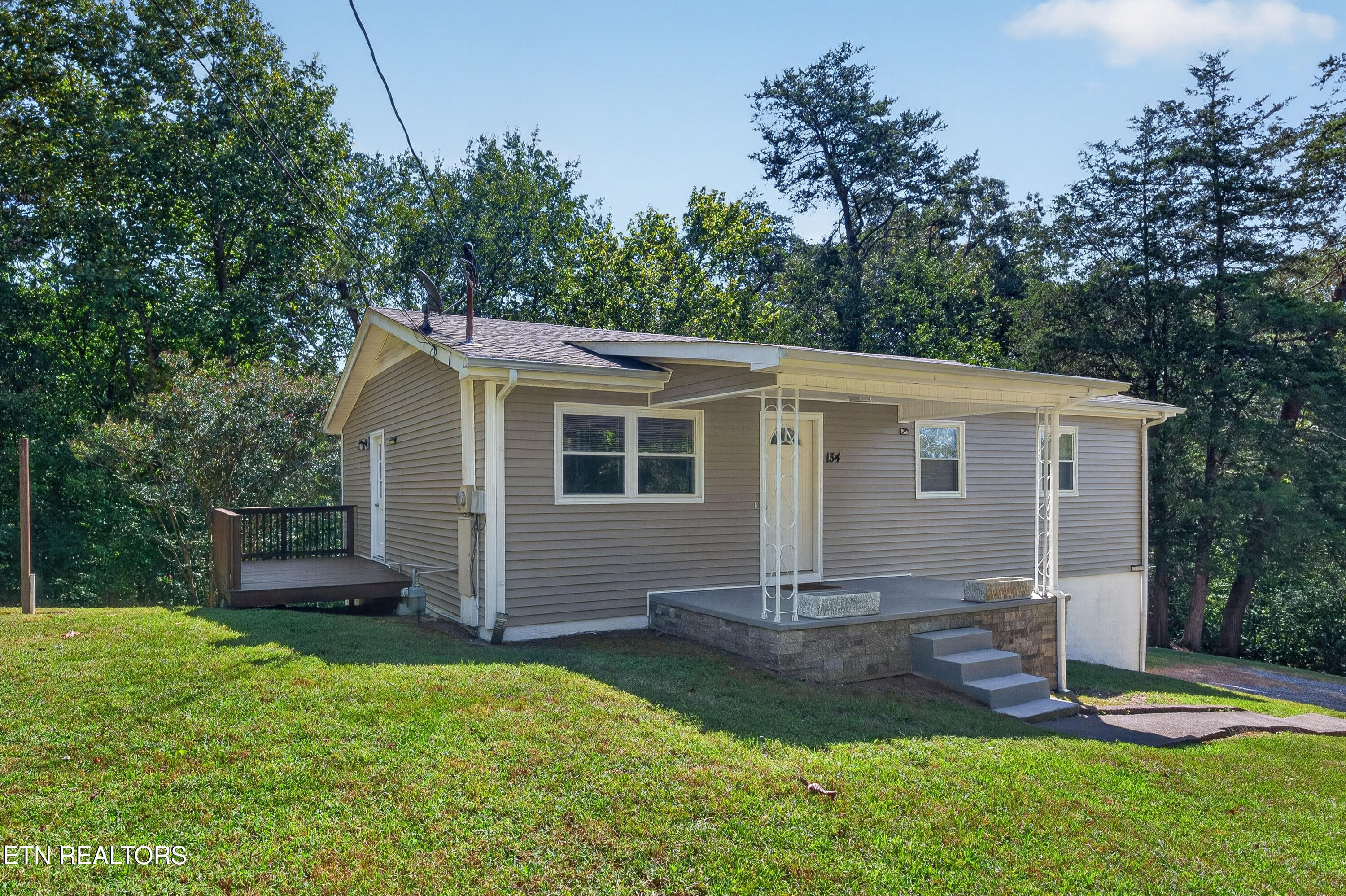 134 Pine Ridge, Heiskell, TN 37754 — photo 3