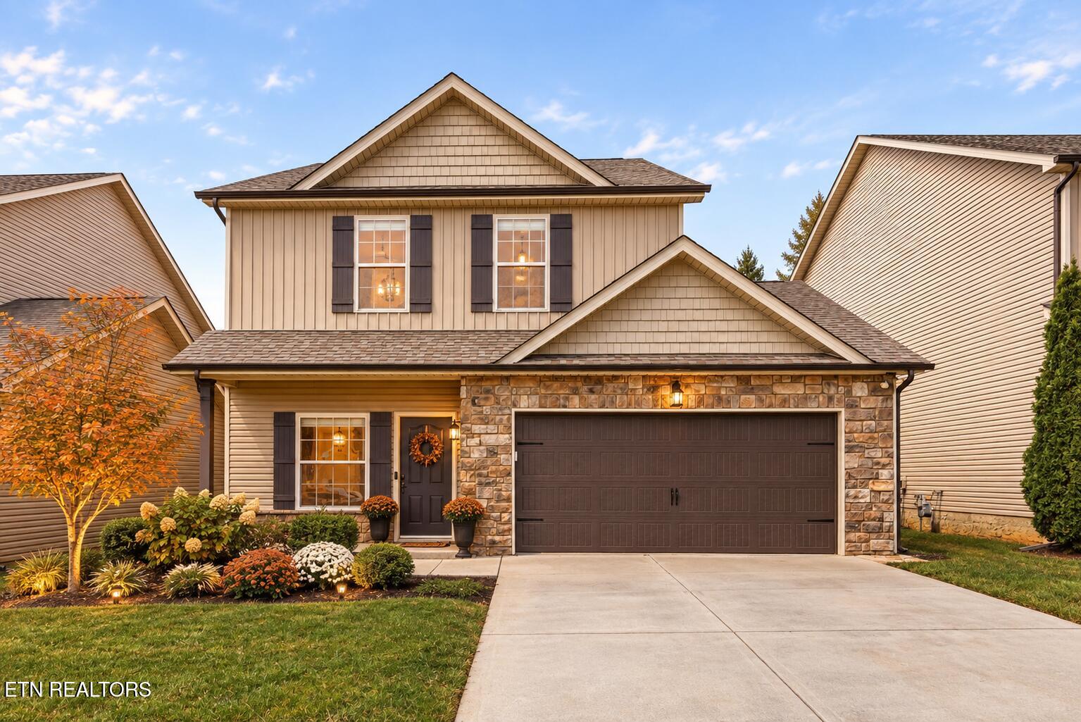 2723 Silent Springs Lane — photo