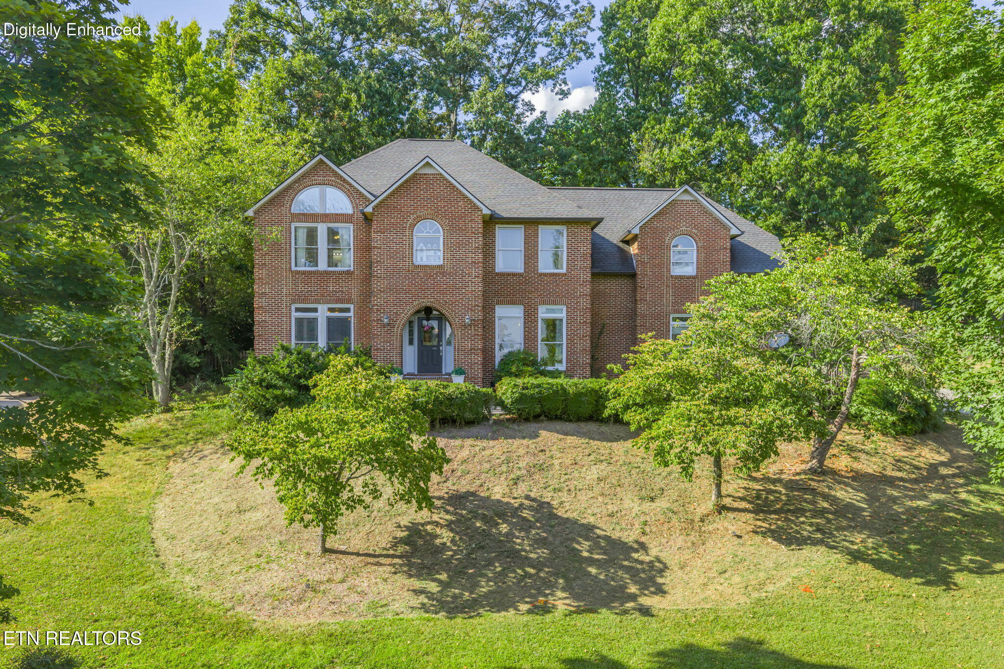 5305 Beverly Oaks Drive — photo