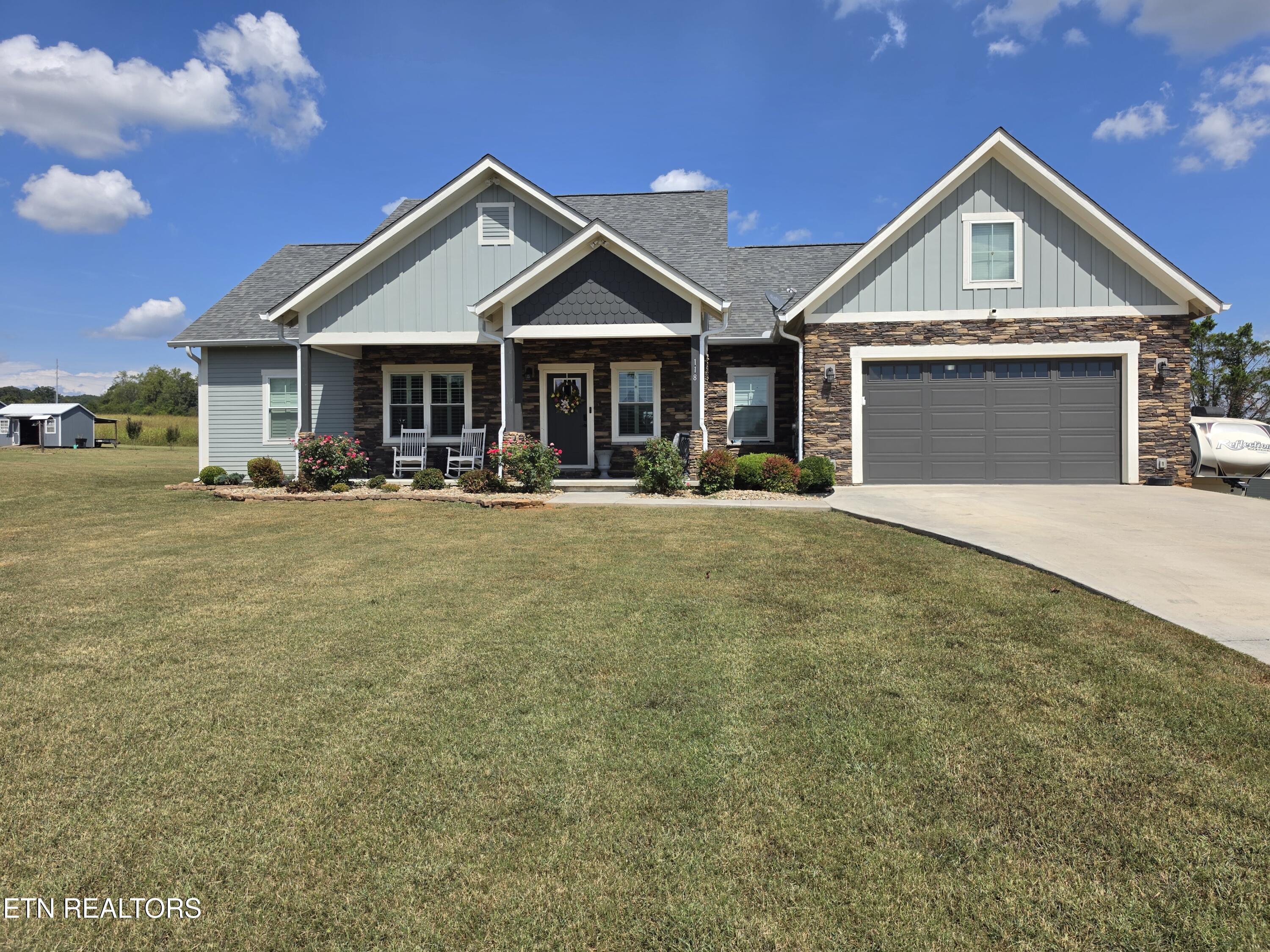 118 Stone Leigh Drive — photo