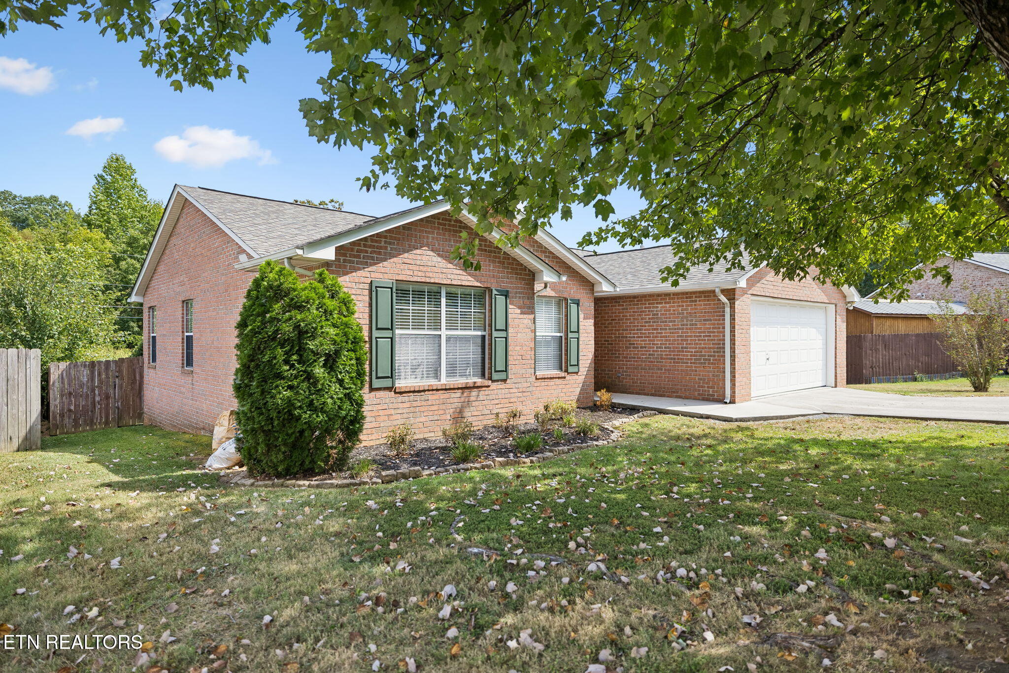 7122 Majors Landing Lane — photo
