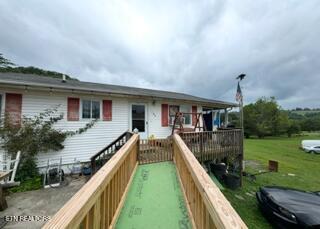 180 Richardson Way — photo