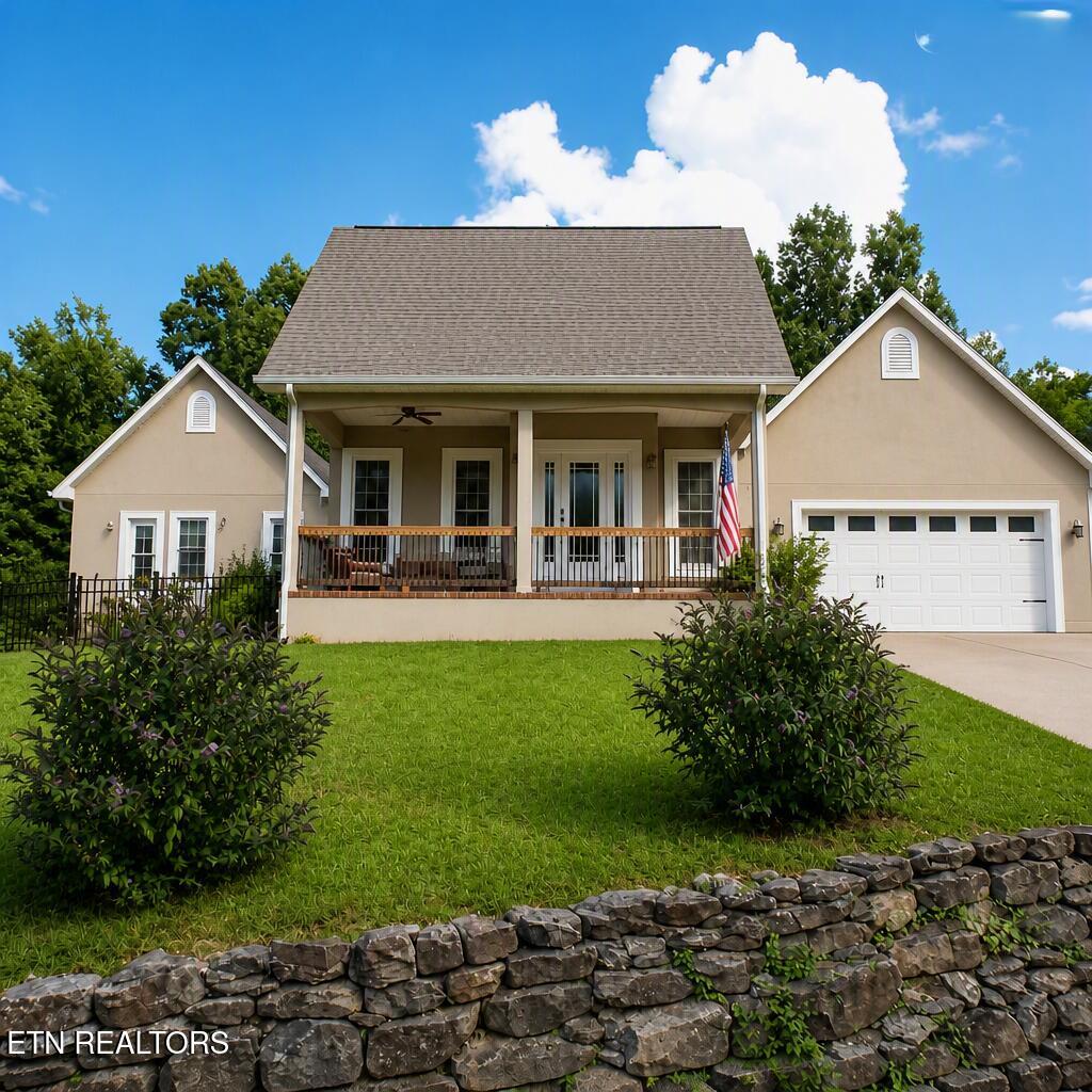 103 Mariners Drive — photo
