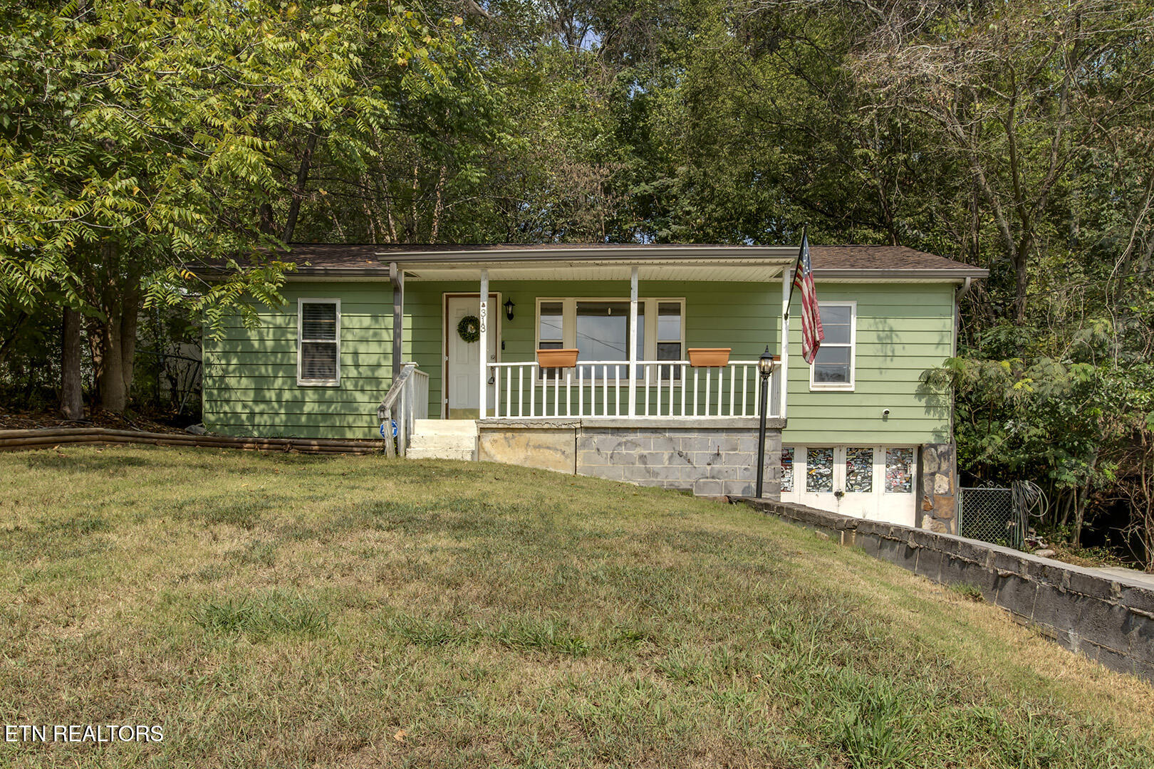 313 King Drive — photo