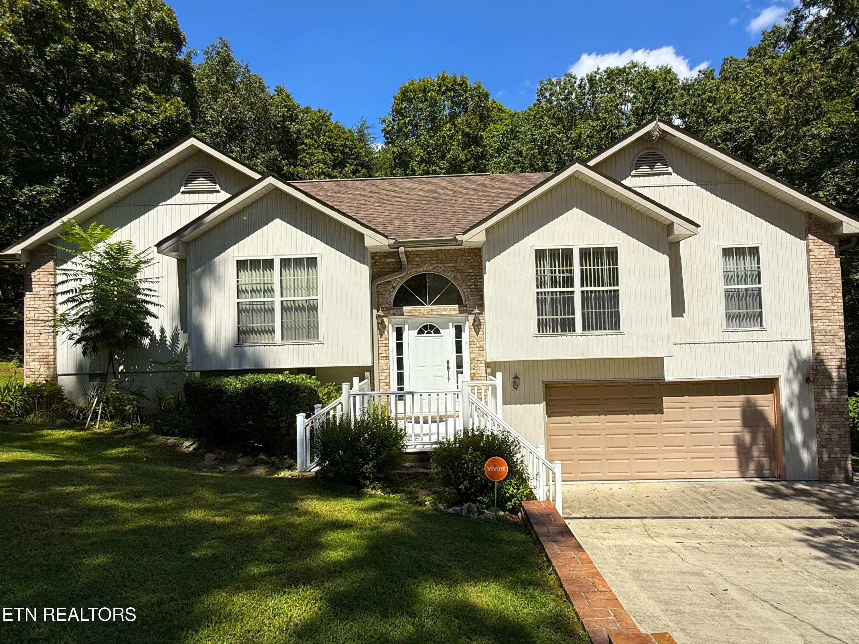 148 Fox Run Rd — photo