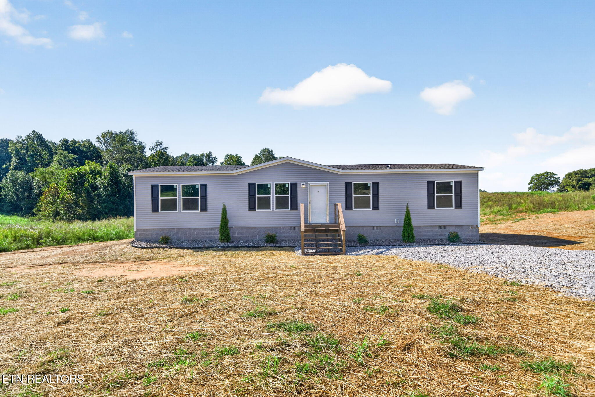 197 Petty Rd — photo