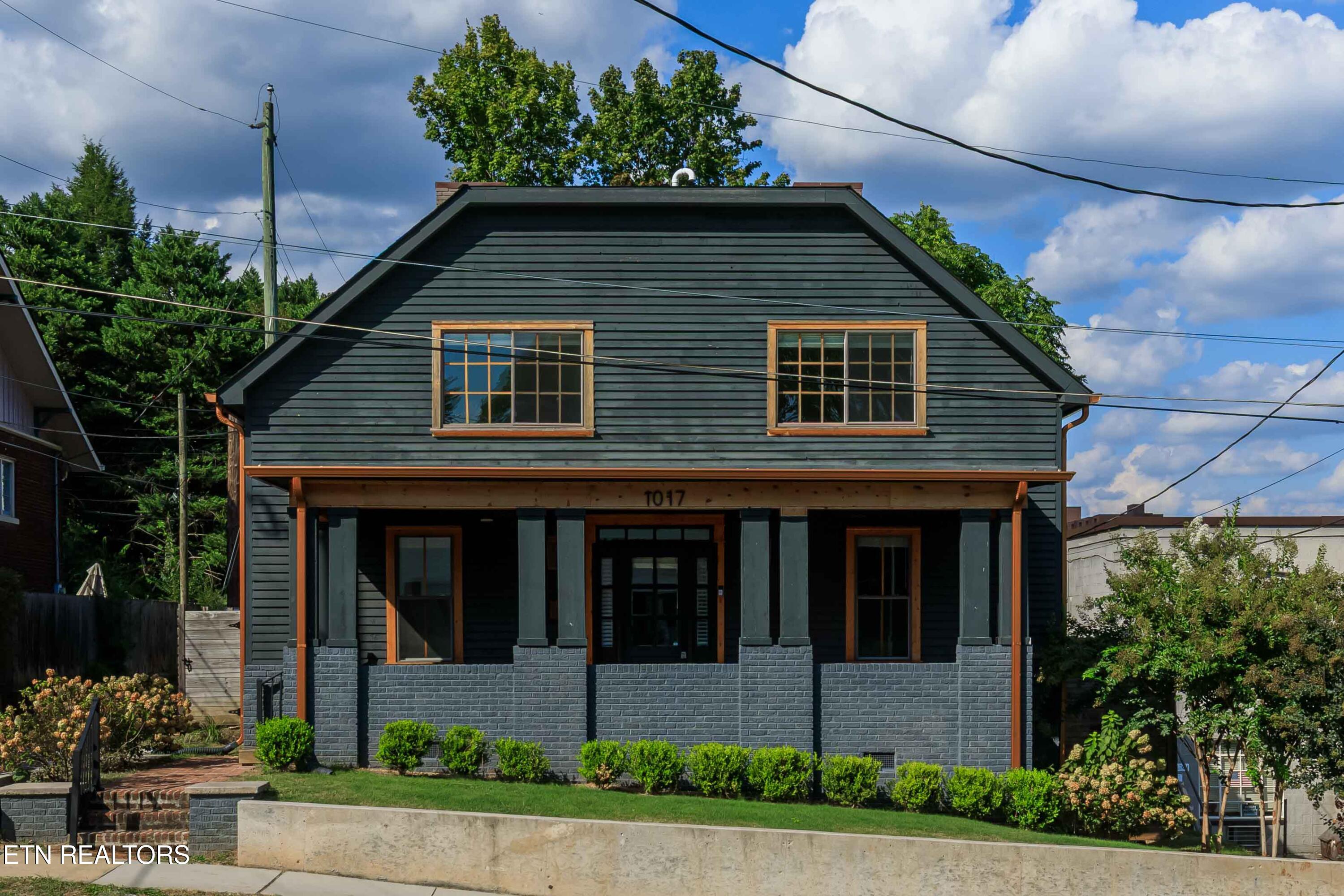 1017 Thompson Place — photo