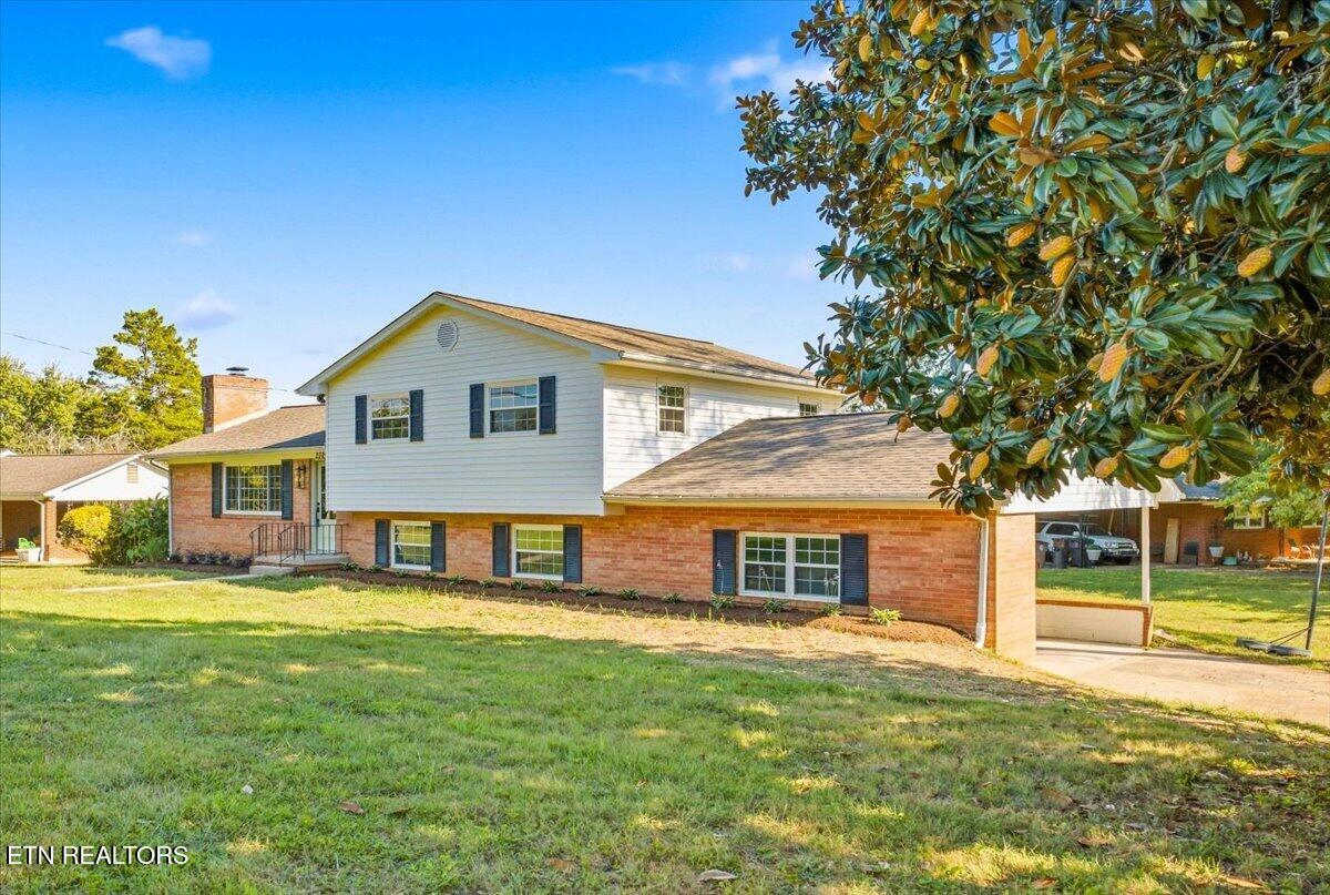 2320 Monterey Rd — photo