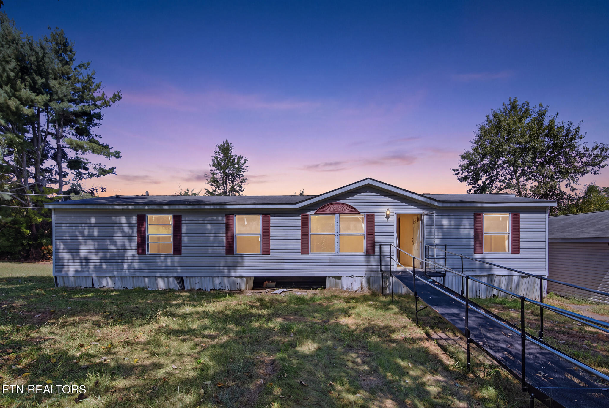 341 Cedar Crest Lane — photo