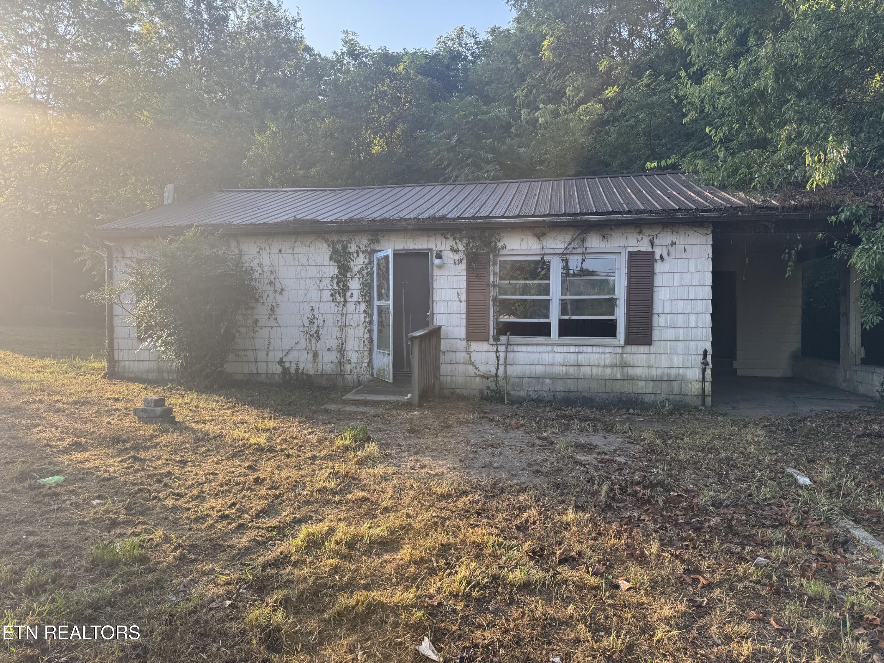 2653 Shipetown Rd — photo