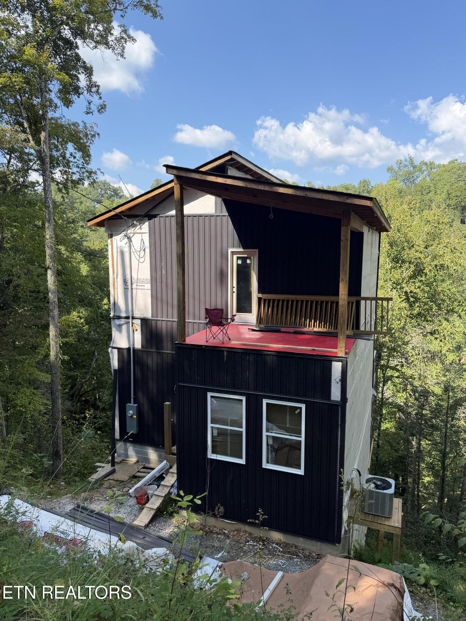 932 N Highland Drive — photo