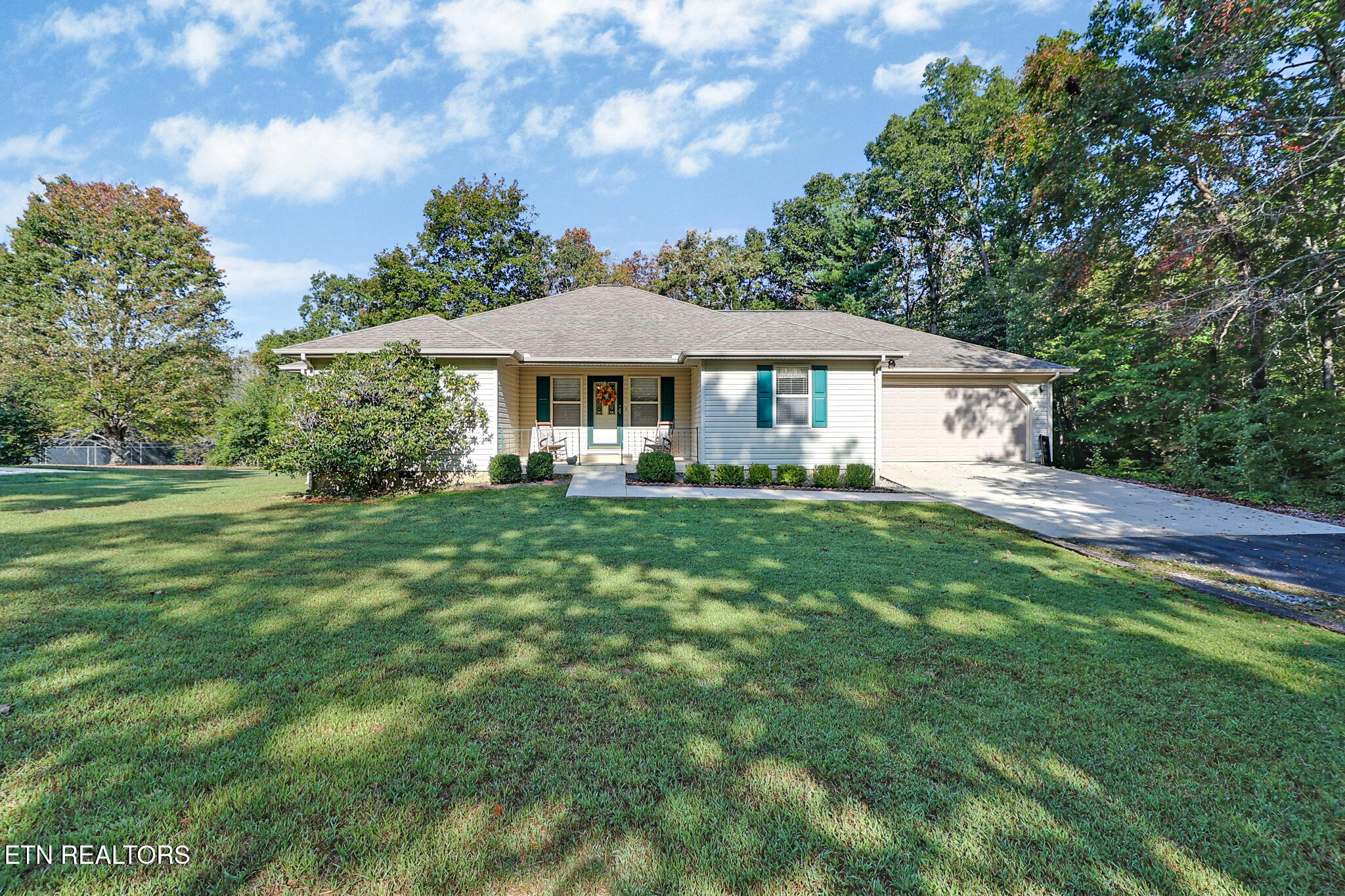361 Creekway Drive — photo