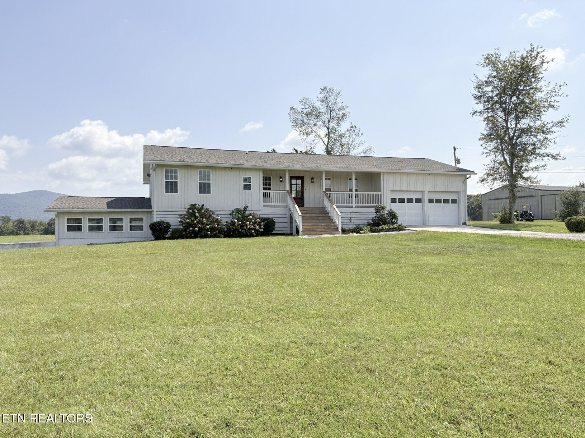 226 Ike Burgess Rd — photo