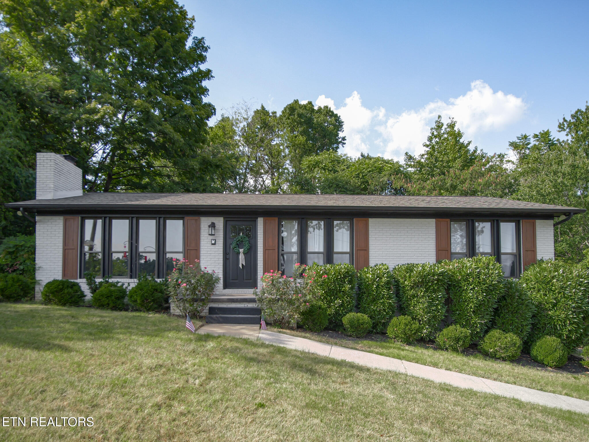 3001 Walmar Drive — photo