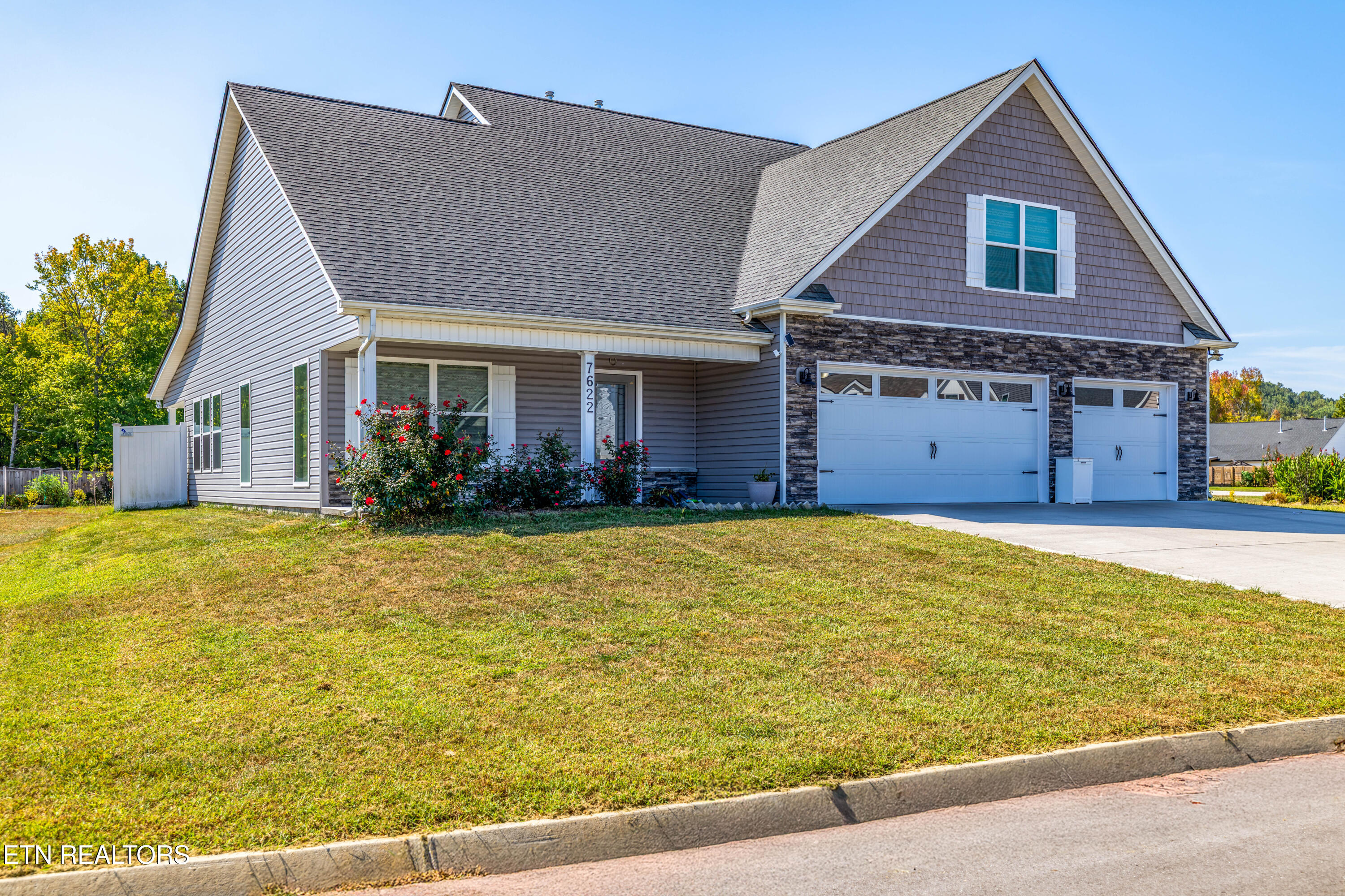 7622 Bailey Landing Lane — photo