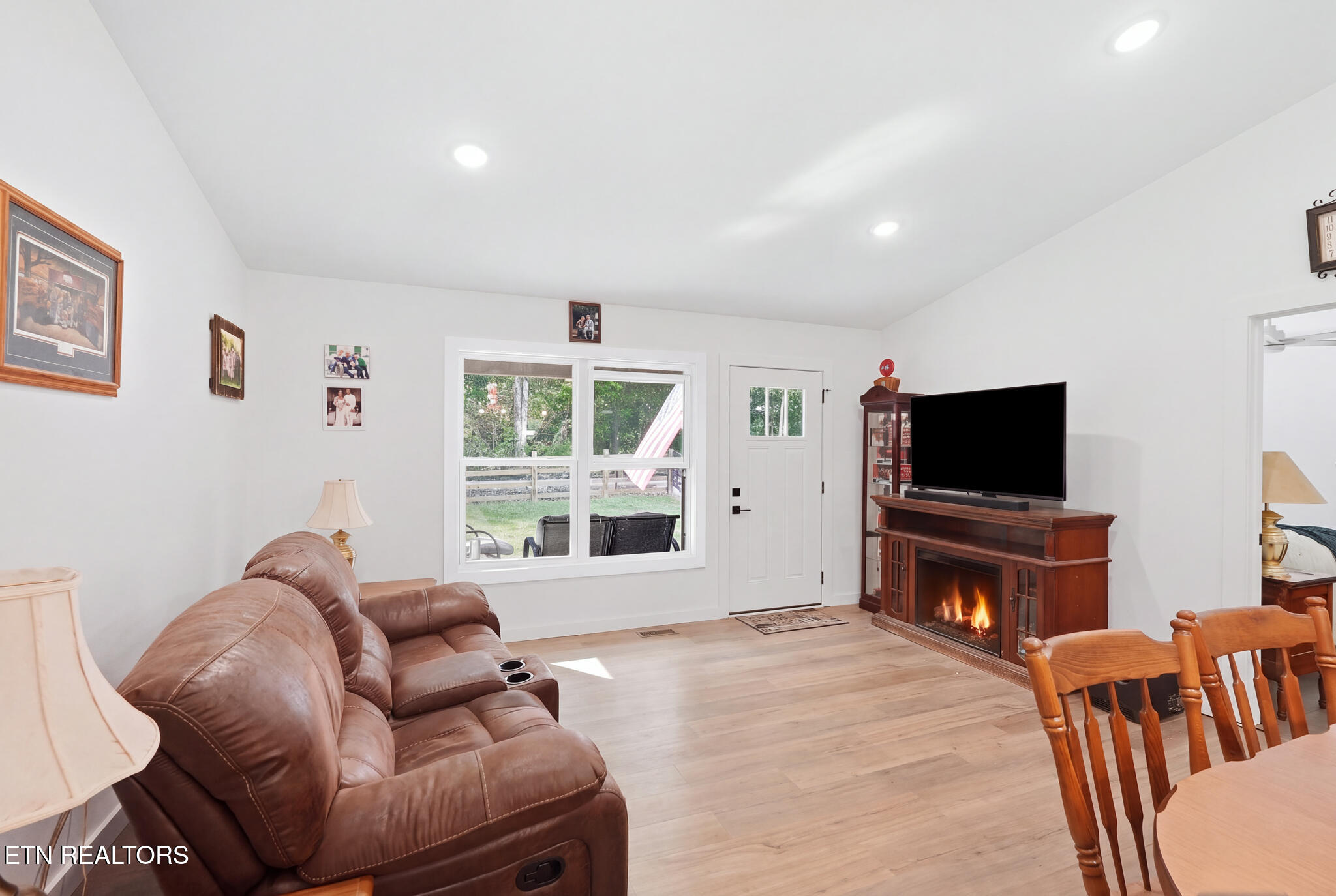 1255 Franklin Loop, Clarkrange, TN 38553 — photo 2
