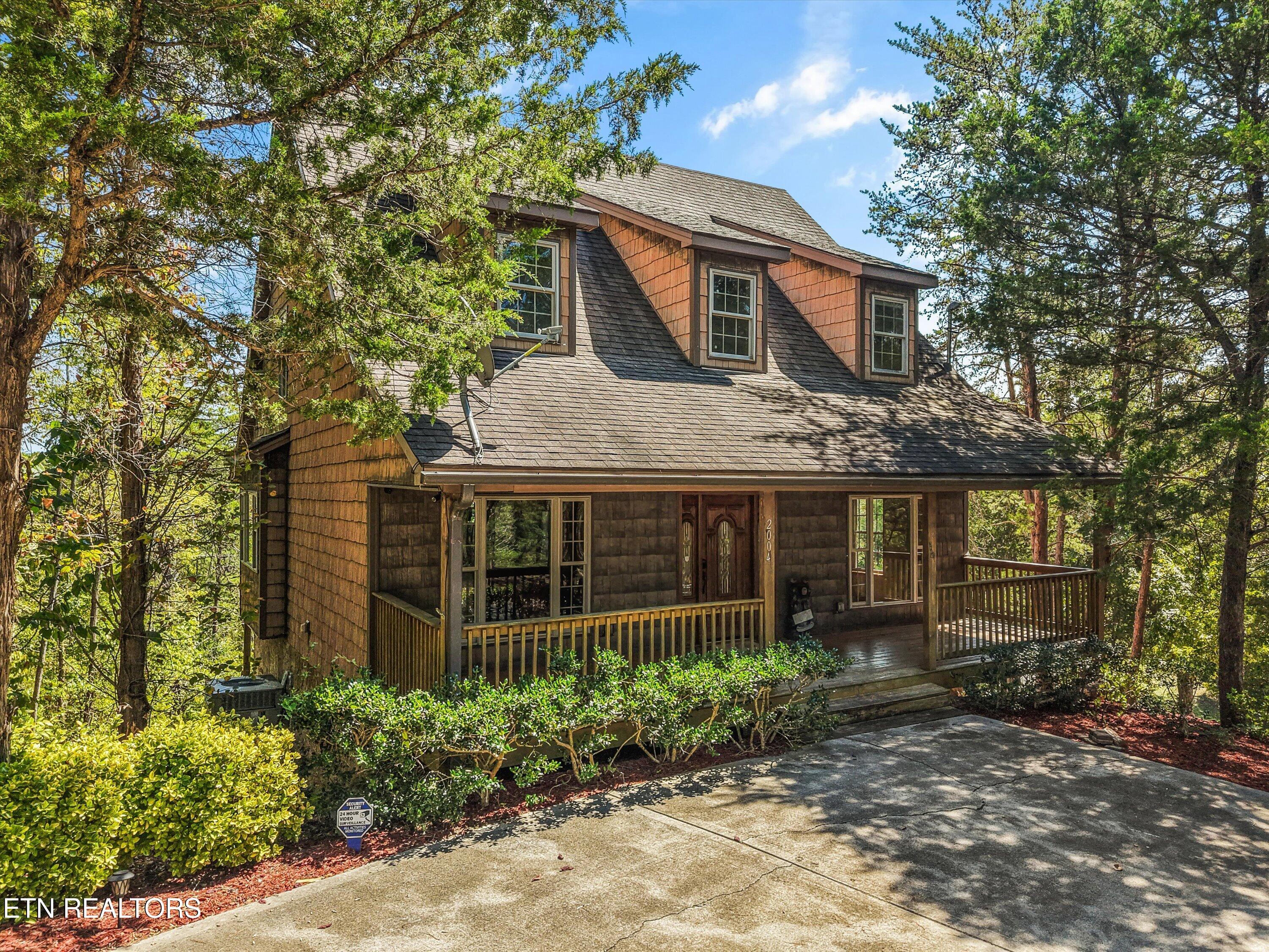 2004 Kerr Rd, Sevierville, TN 37876 — photo 2