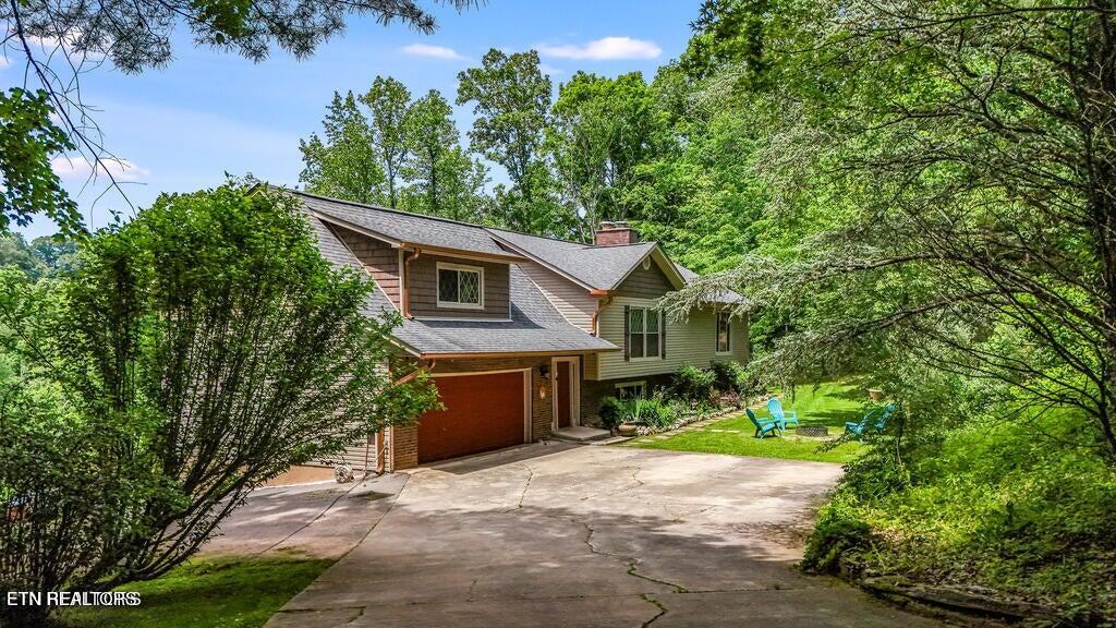 155 Lakeview Circle — photo