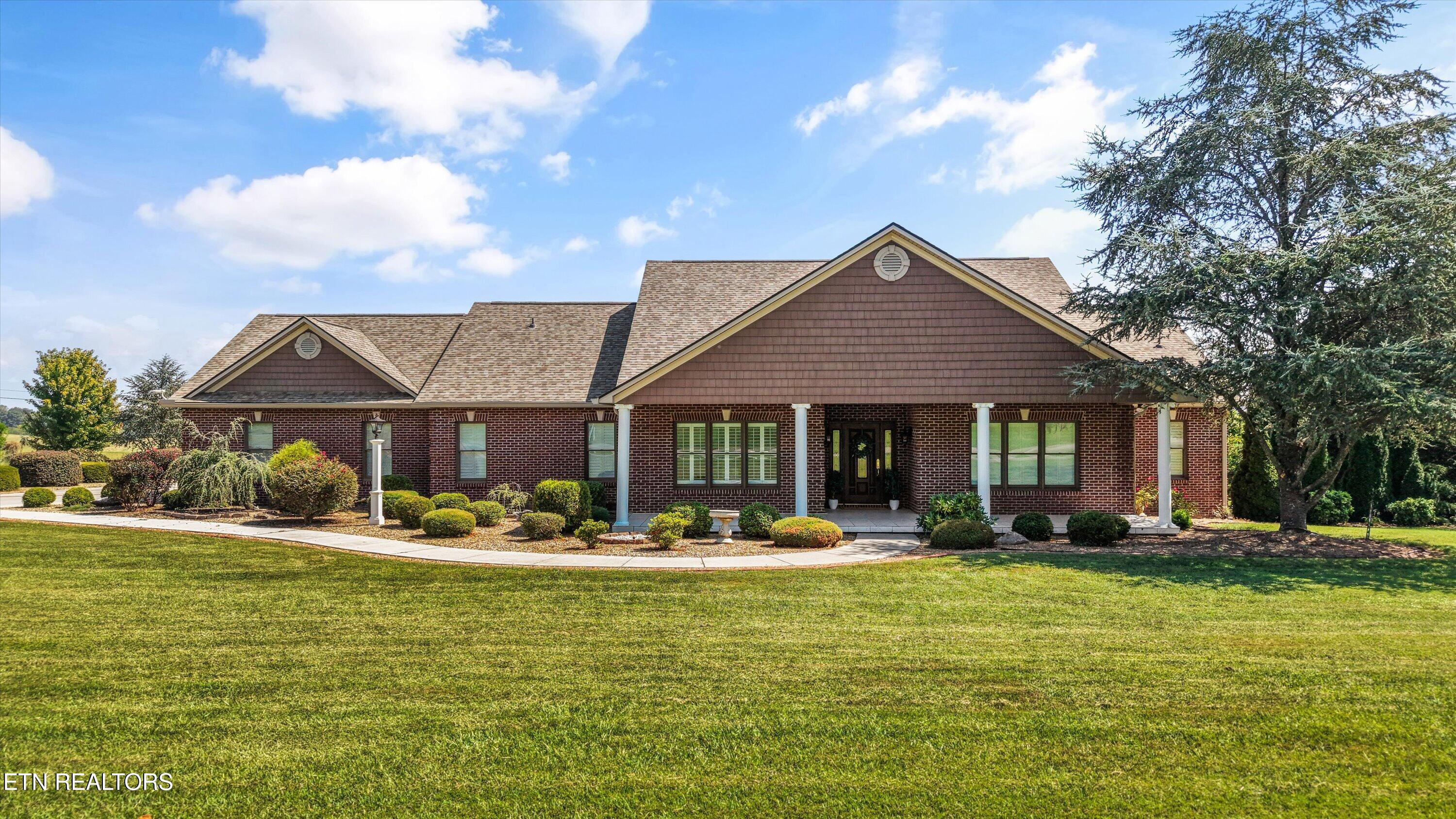 607 Cornfield Drive — photo