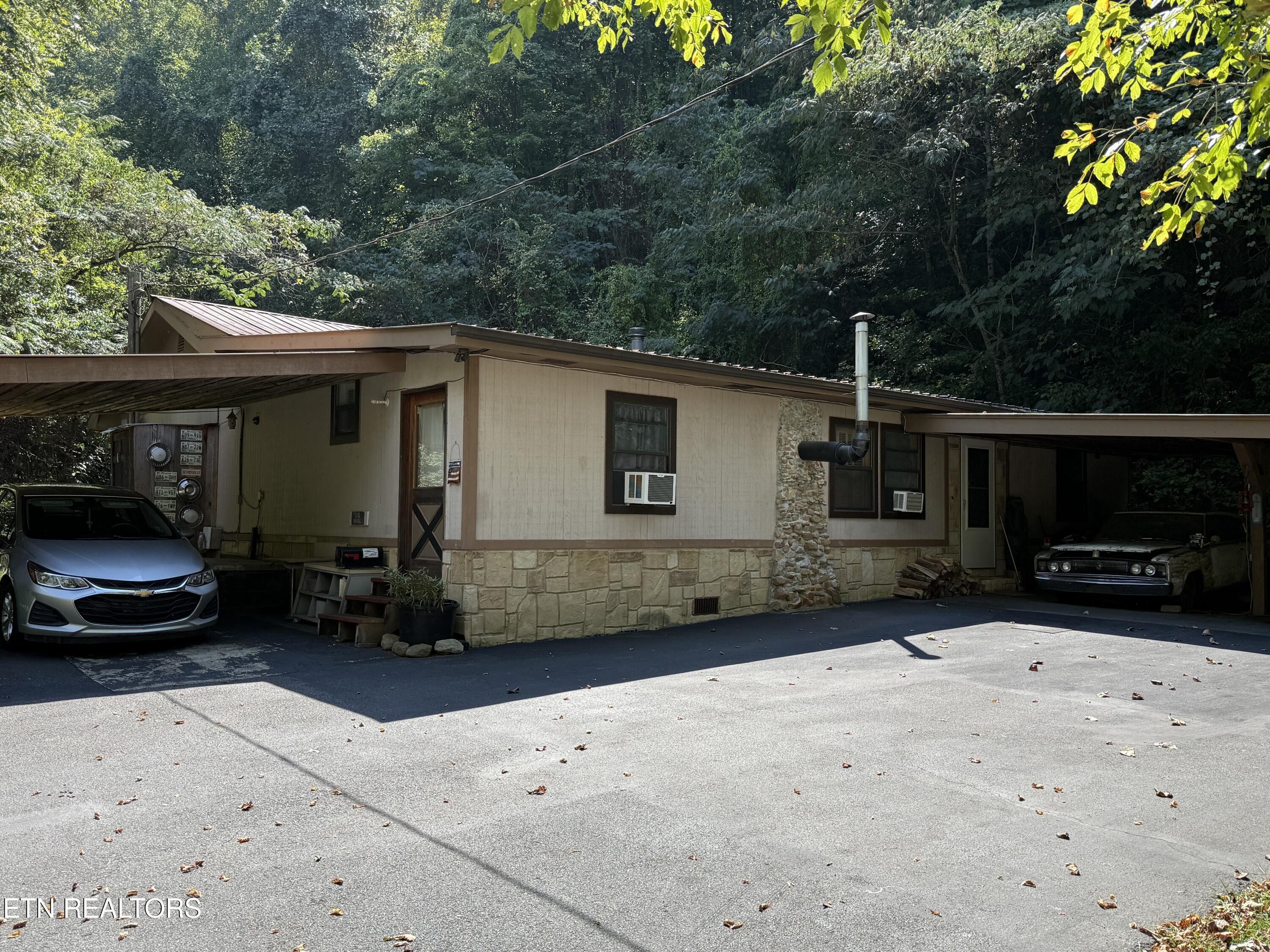 1069 Bryan View Road, Sevierville TN 37862 — photo 2