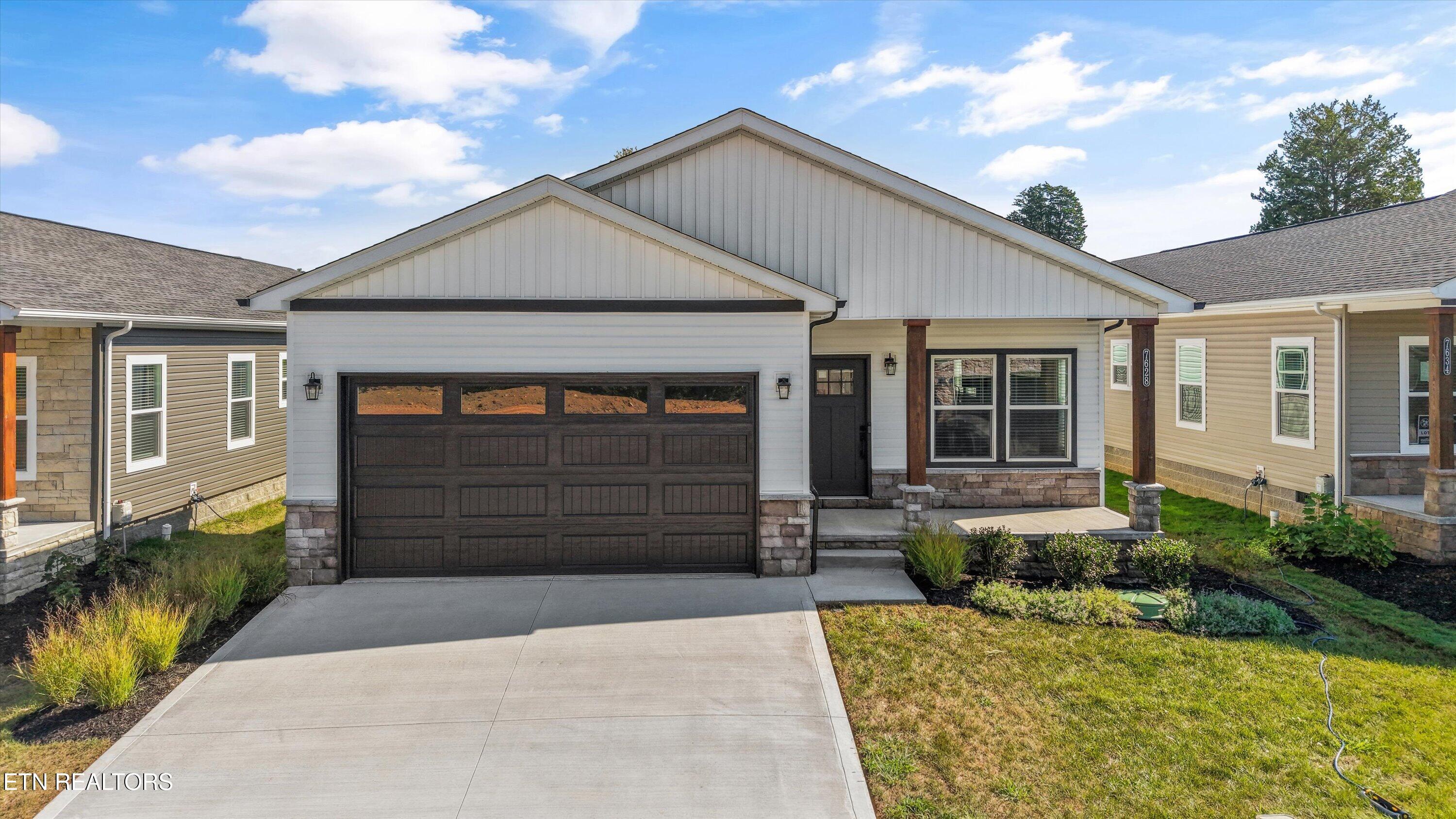 7628 Sycamore Breeze Rd — photo