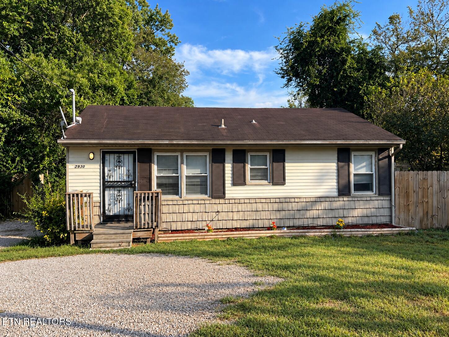 2930 Boyds Bridge Pike — photo