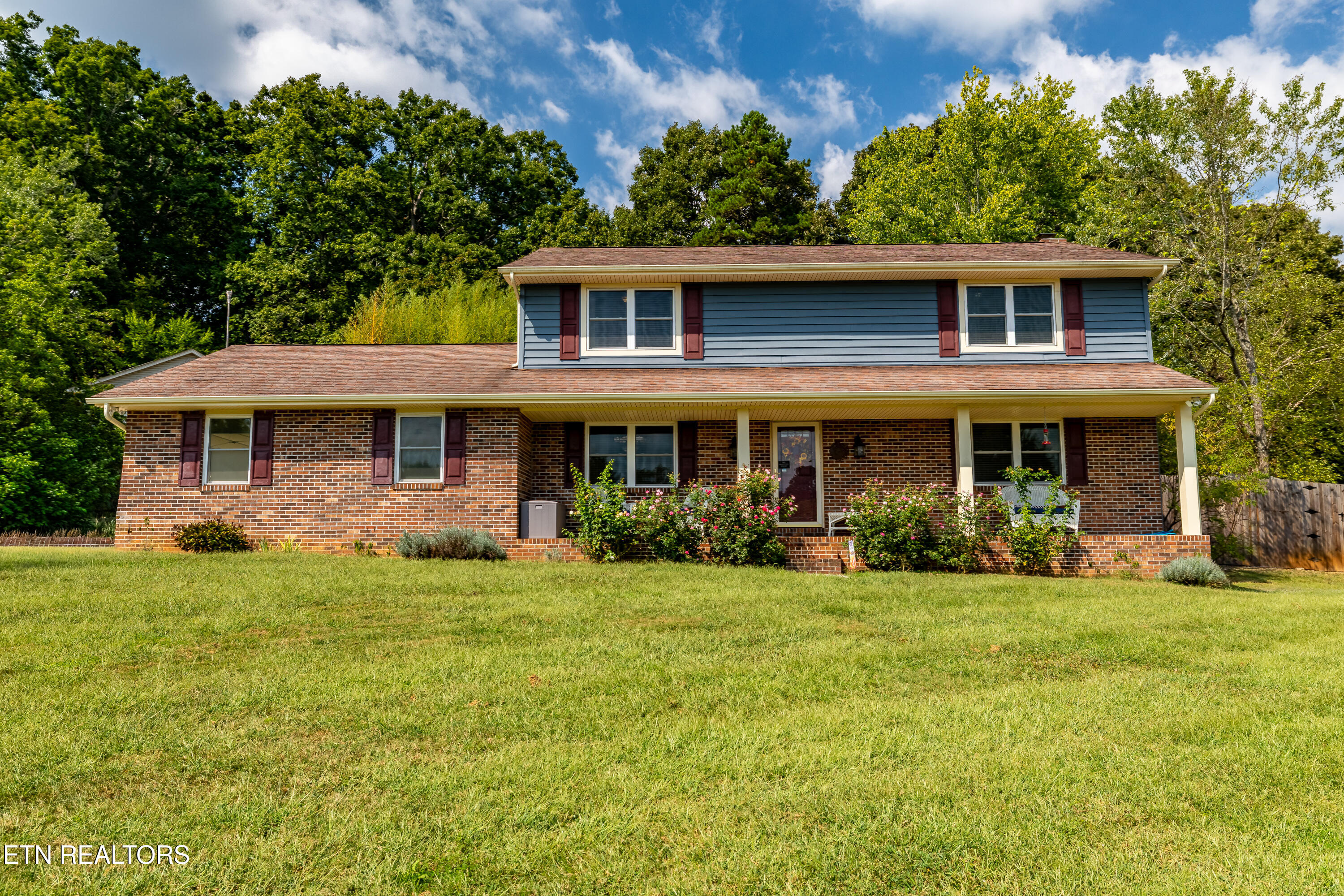 1228 Court Field Rd — photo