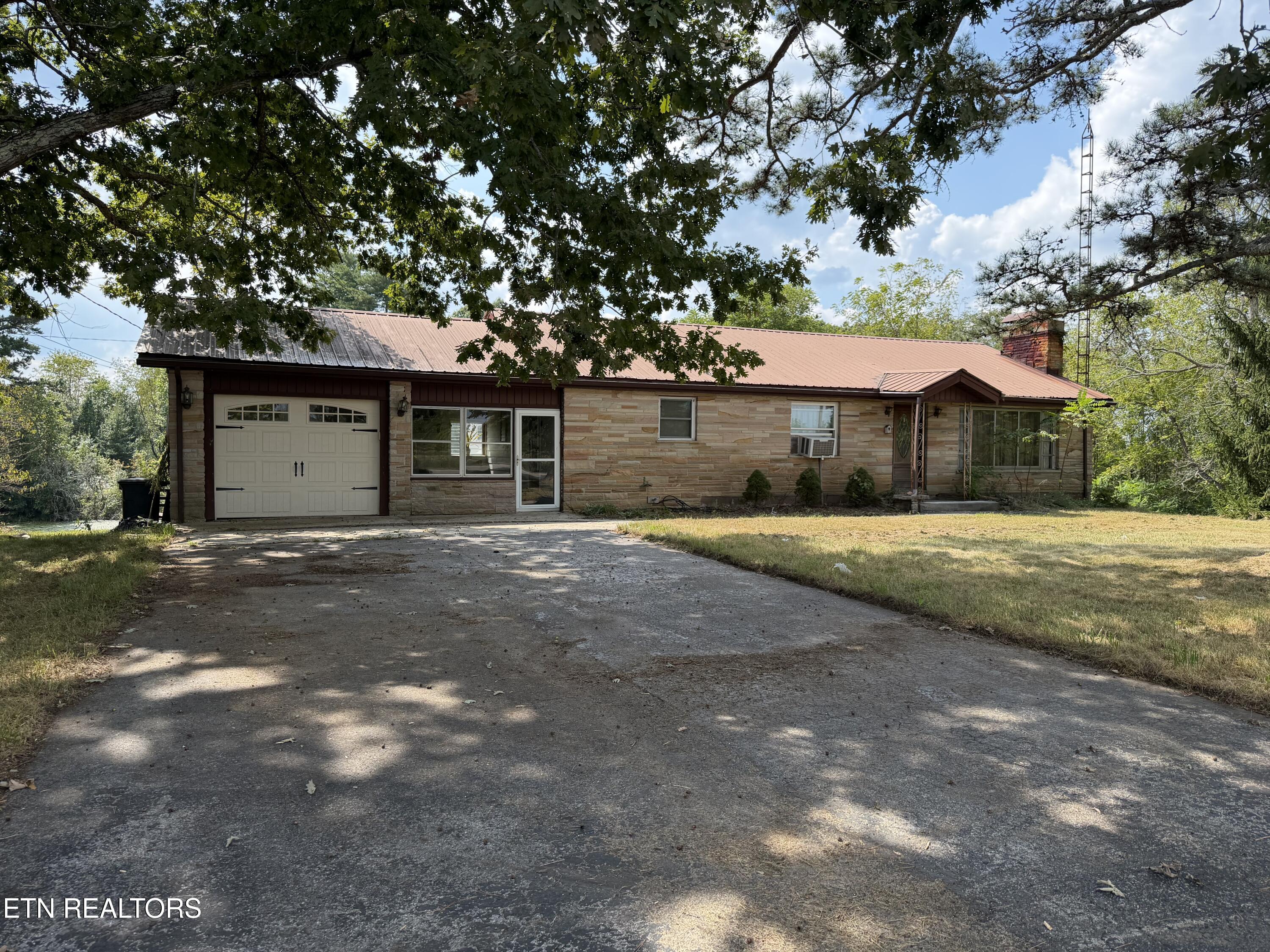 6111 Nashville Hwy — photo