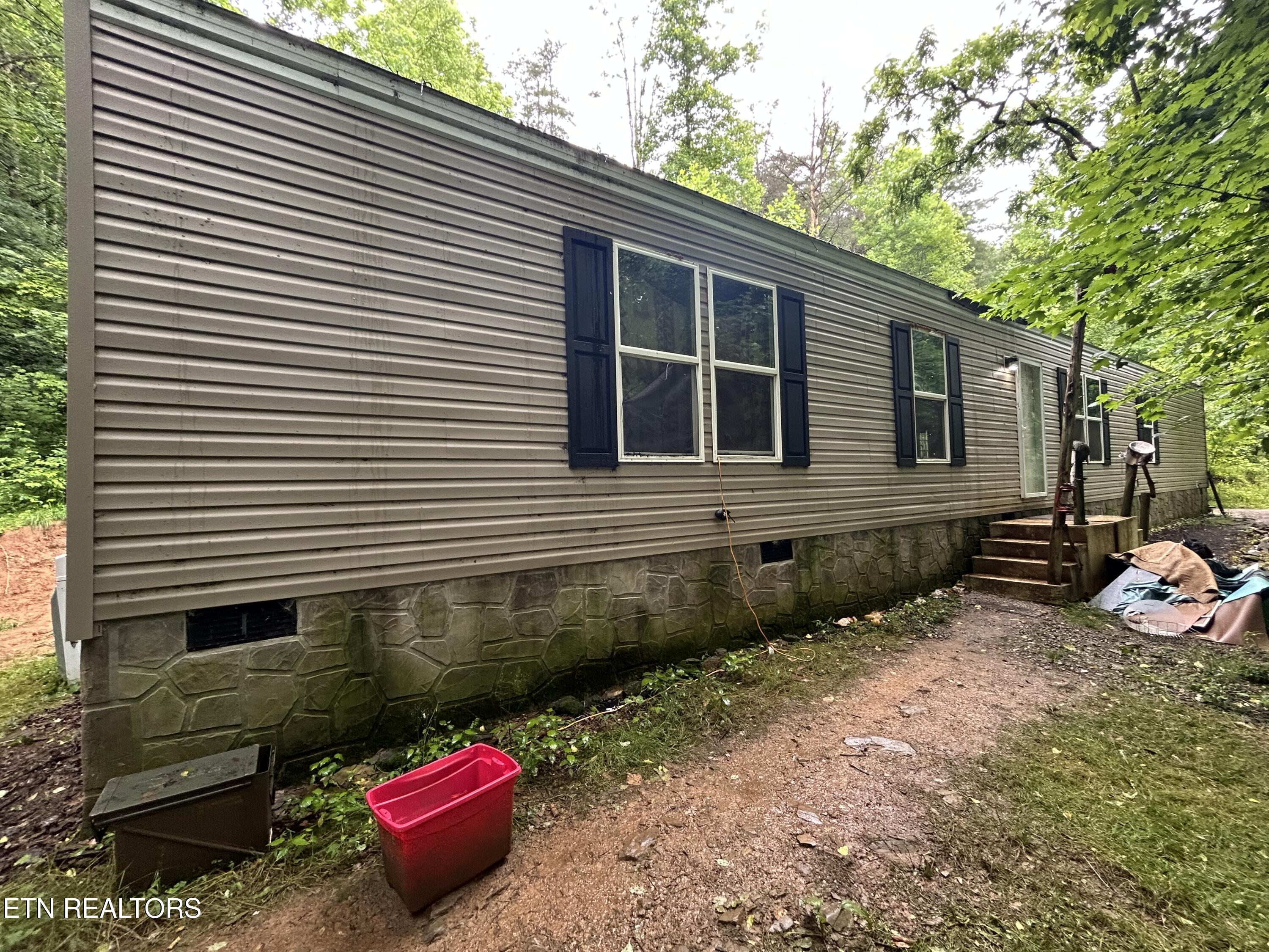 524 Barger Hollow Rd — photo