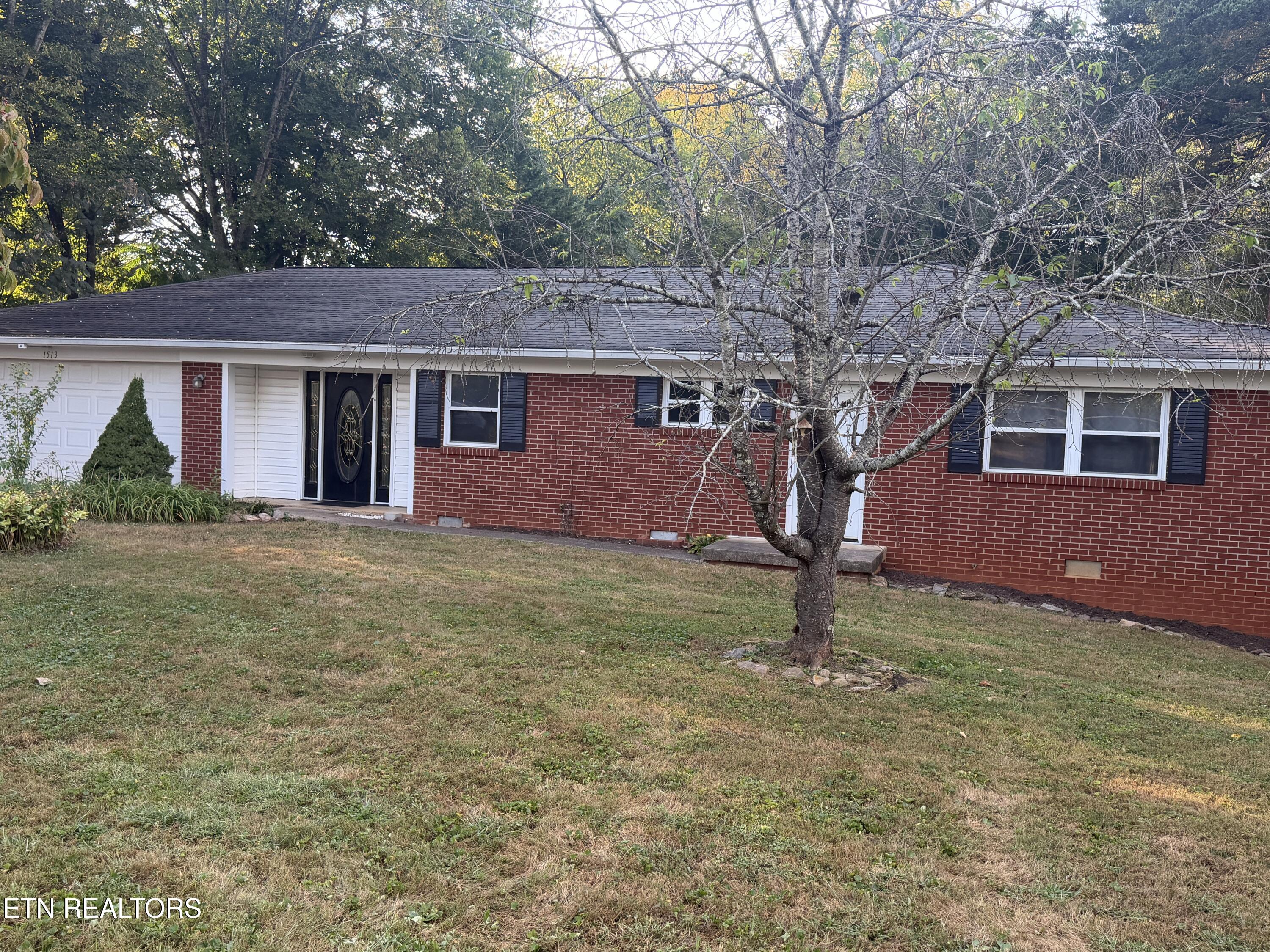 1513 Fair Drive — photo