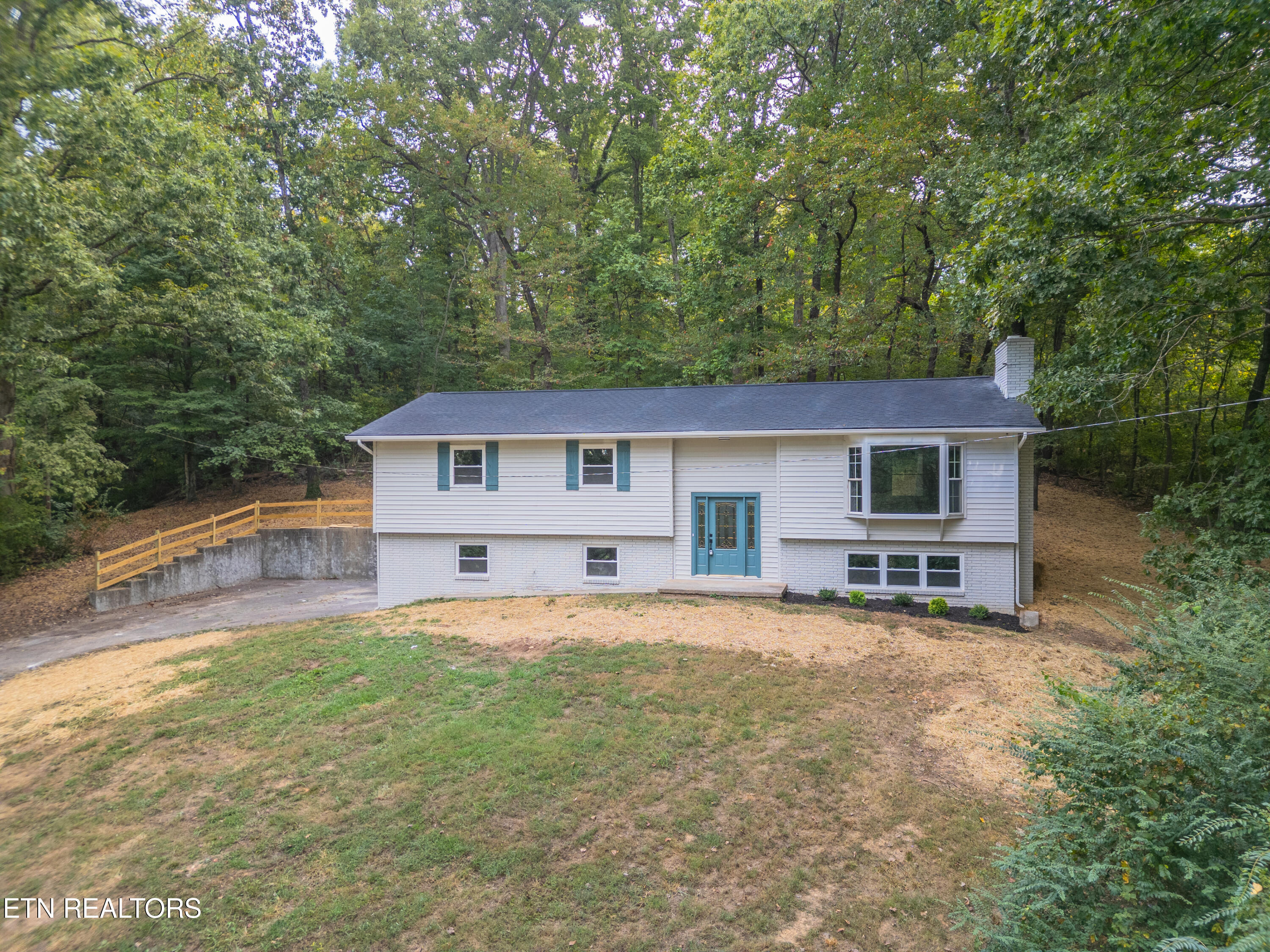 1708 Timberlane Circle — photo