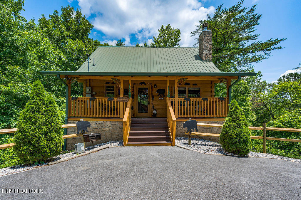 1728 Scenic Woods Way — photo
