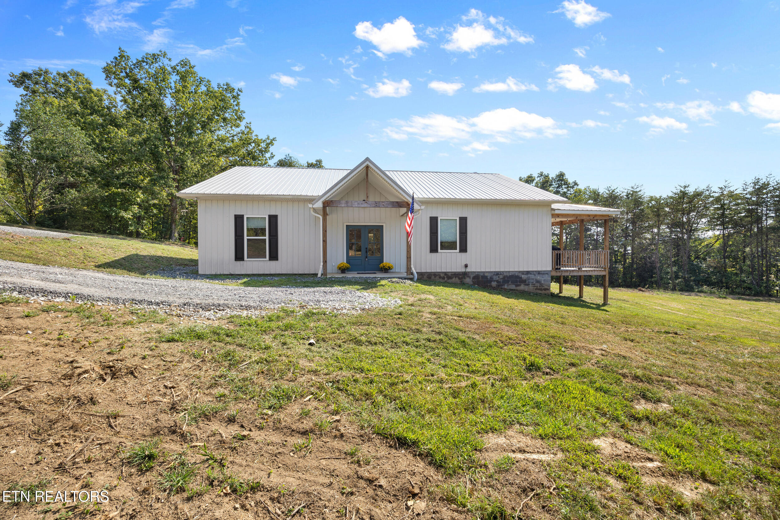 6222 Thomas Weaver Rd — photo