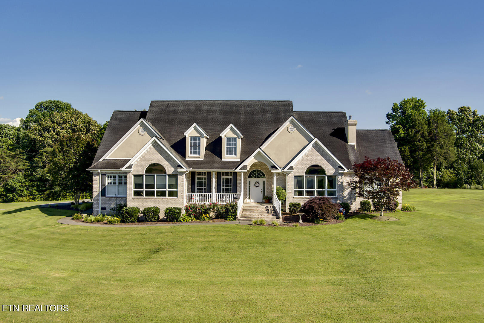 1044 Smith Valley Rd — photo