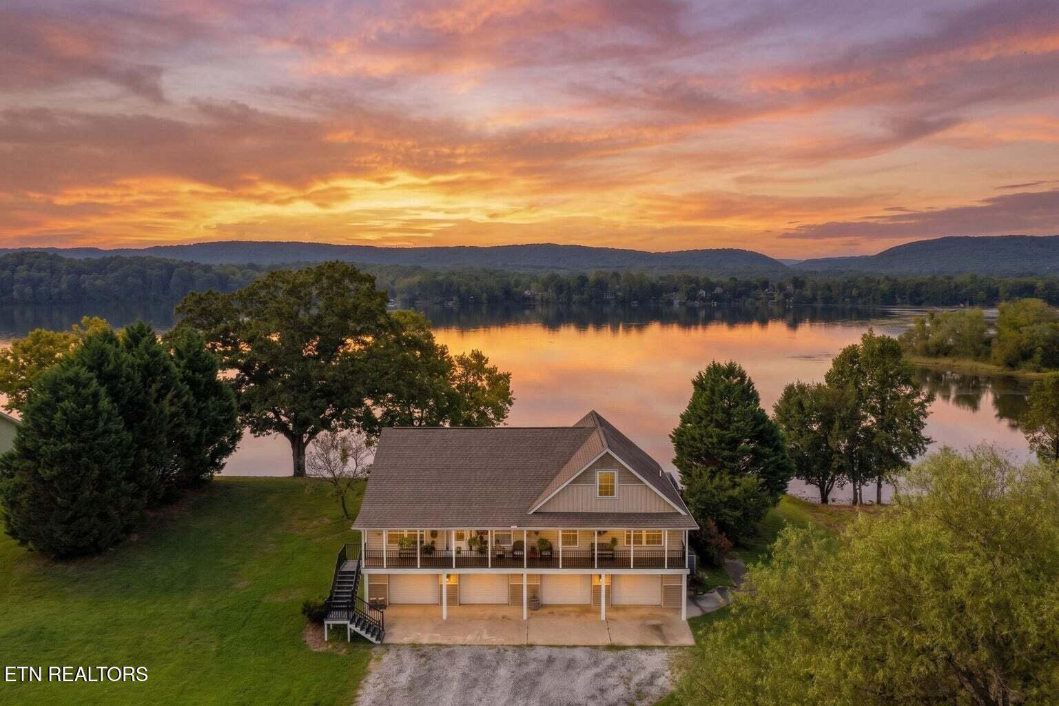 122 Eagle Point Drive — photo