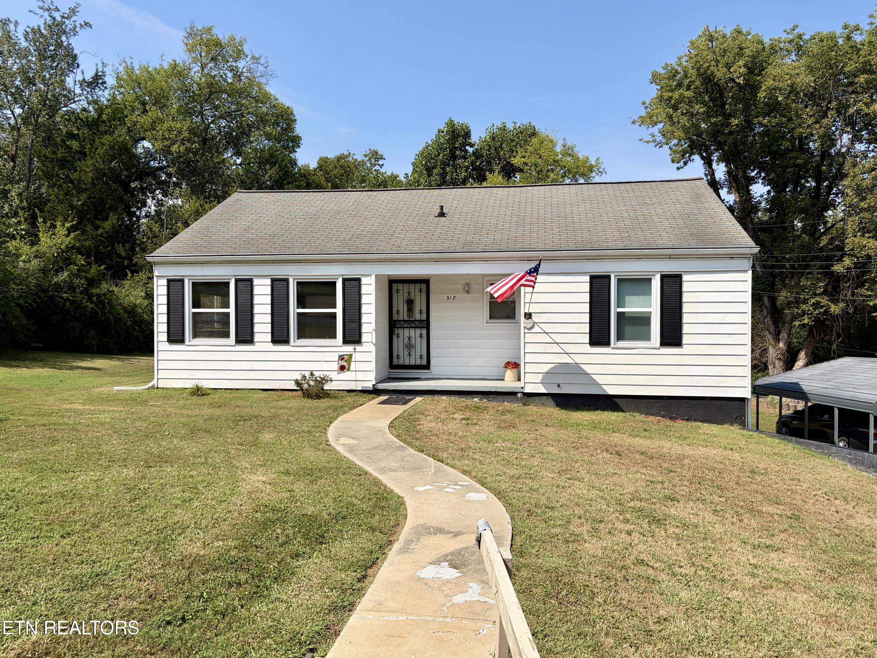 317 Hartford Rd — photo