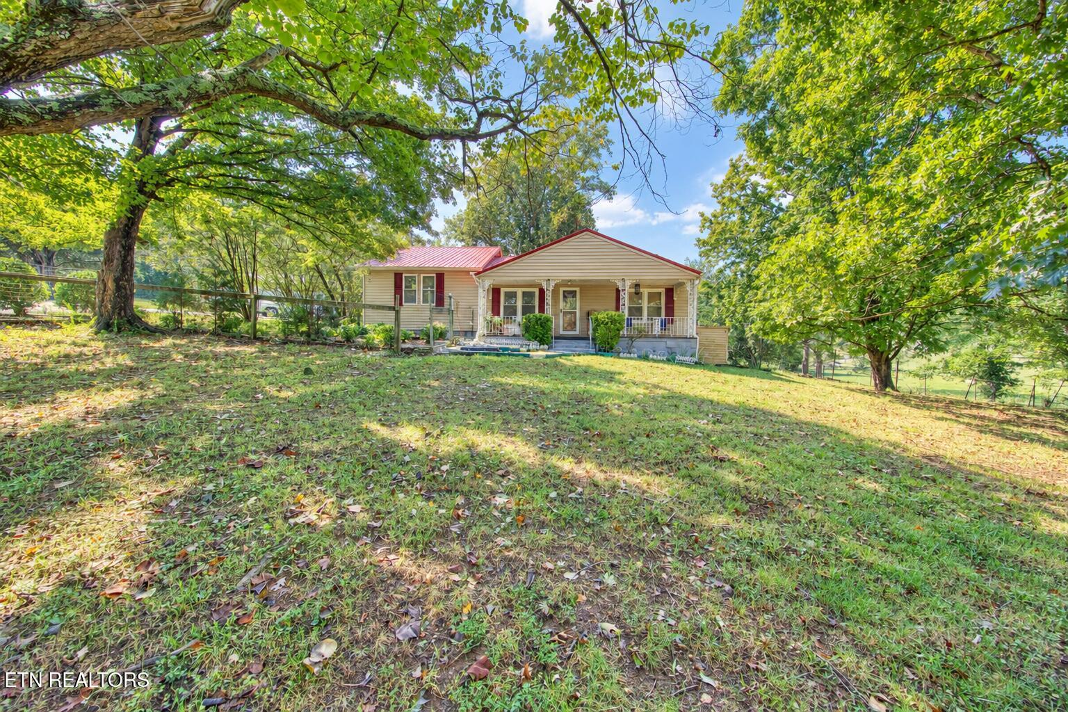 8820 Trout Rd — photo