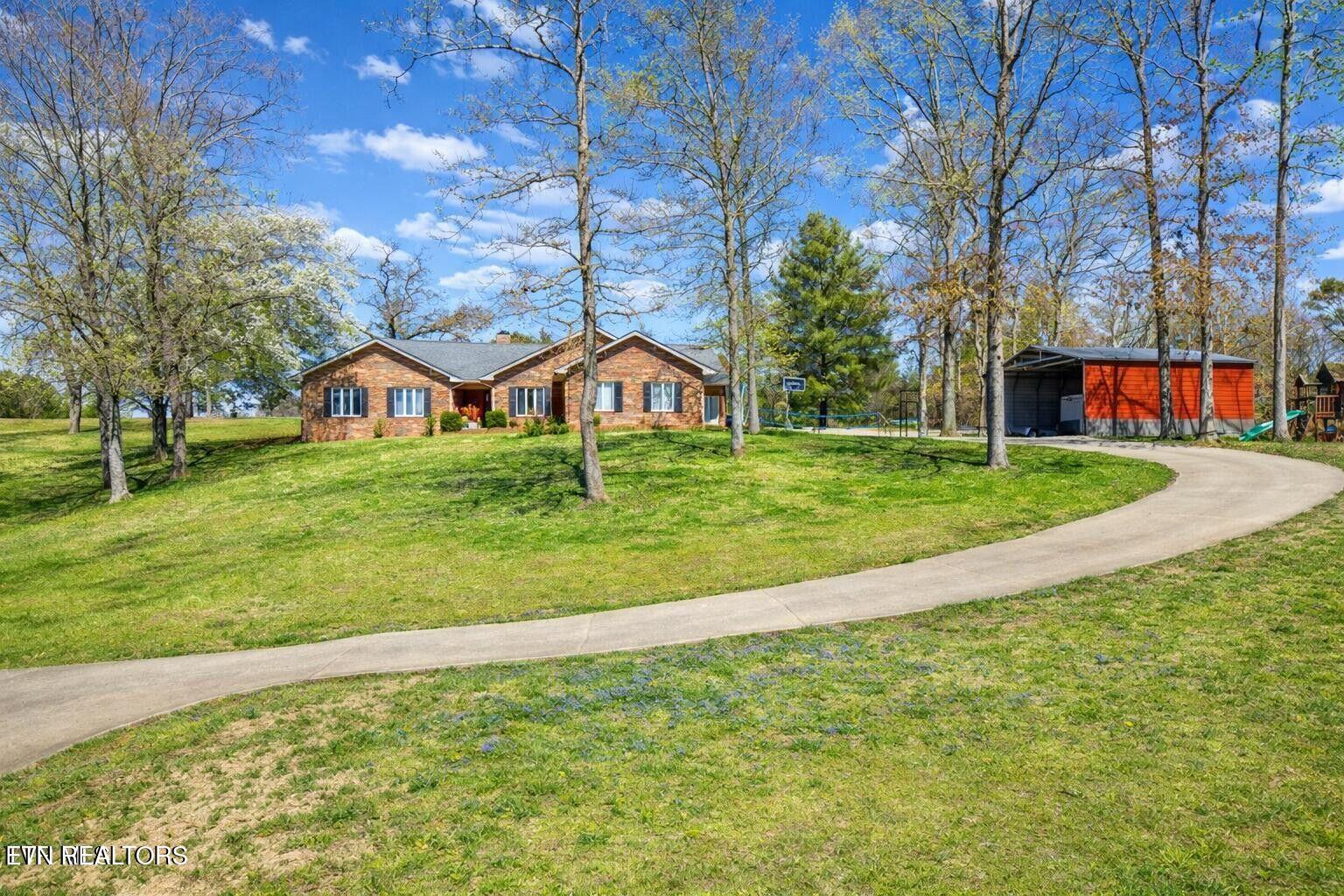 165 Fairway Drive — photo