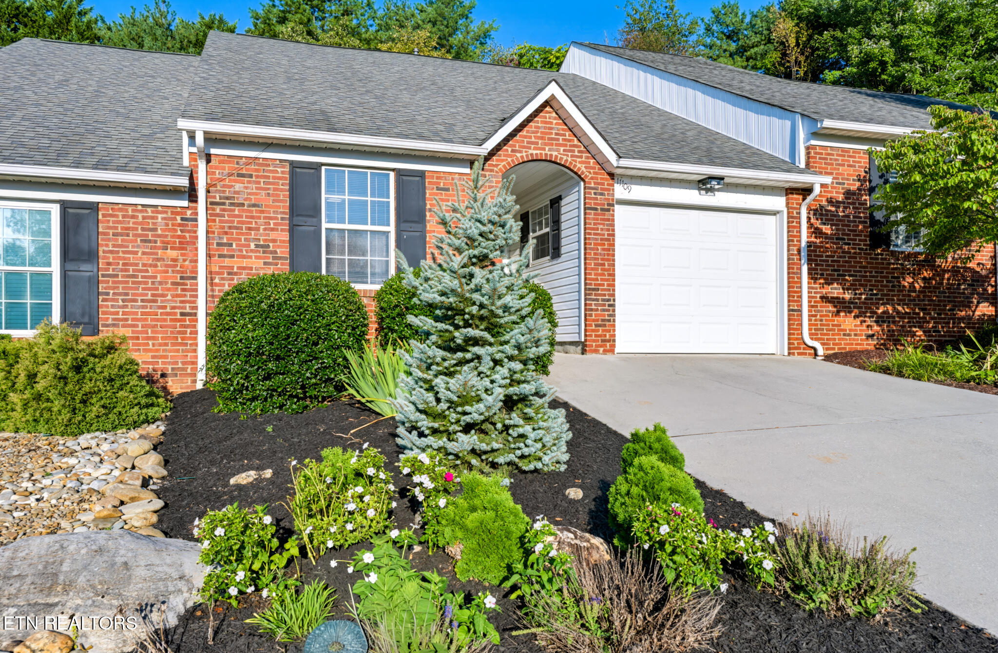 11109 Anchorage Circle — photo