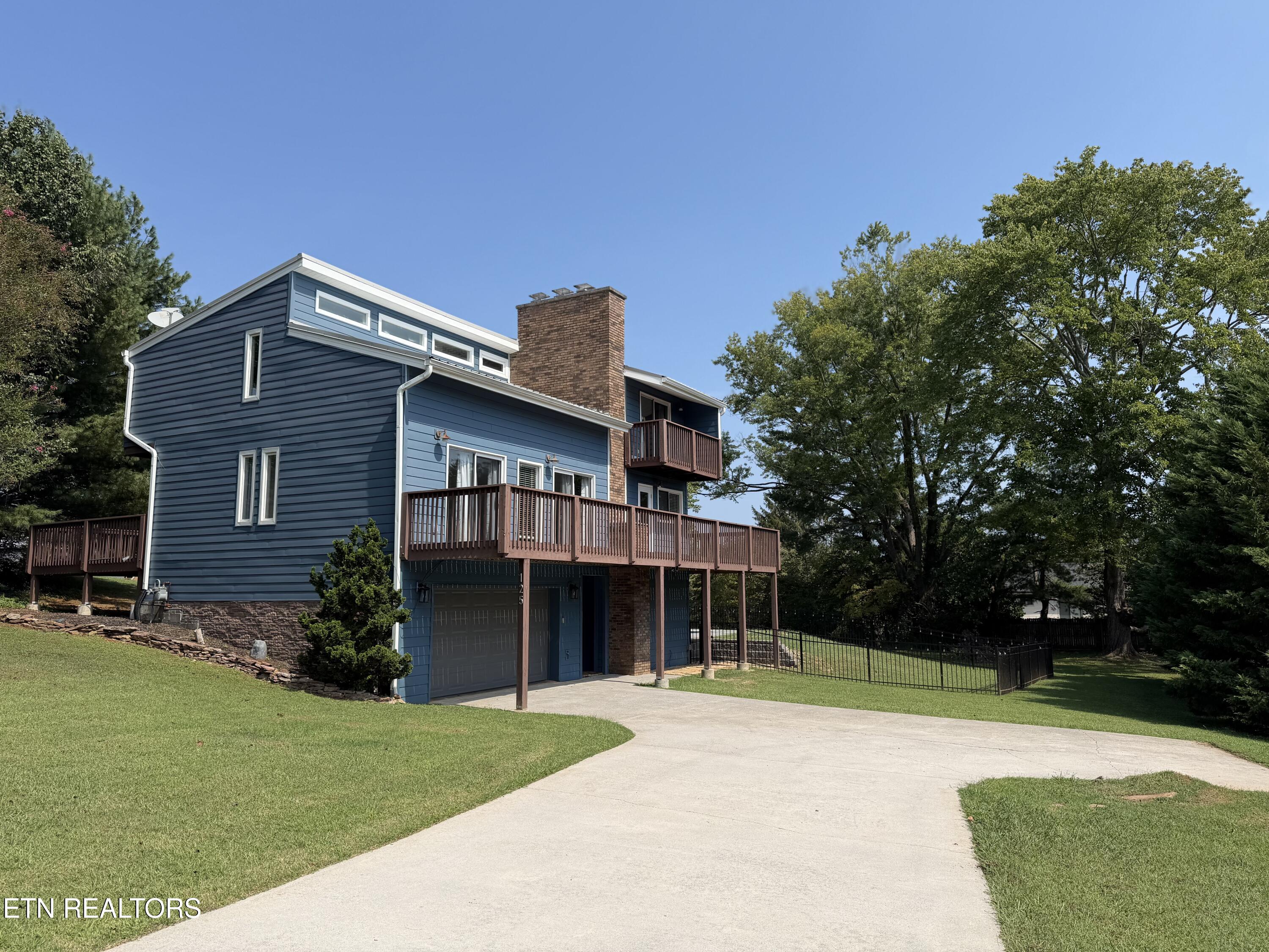 125 Orchard Crest Circle — photo