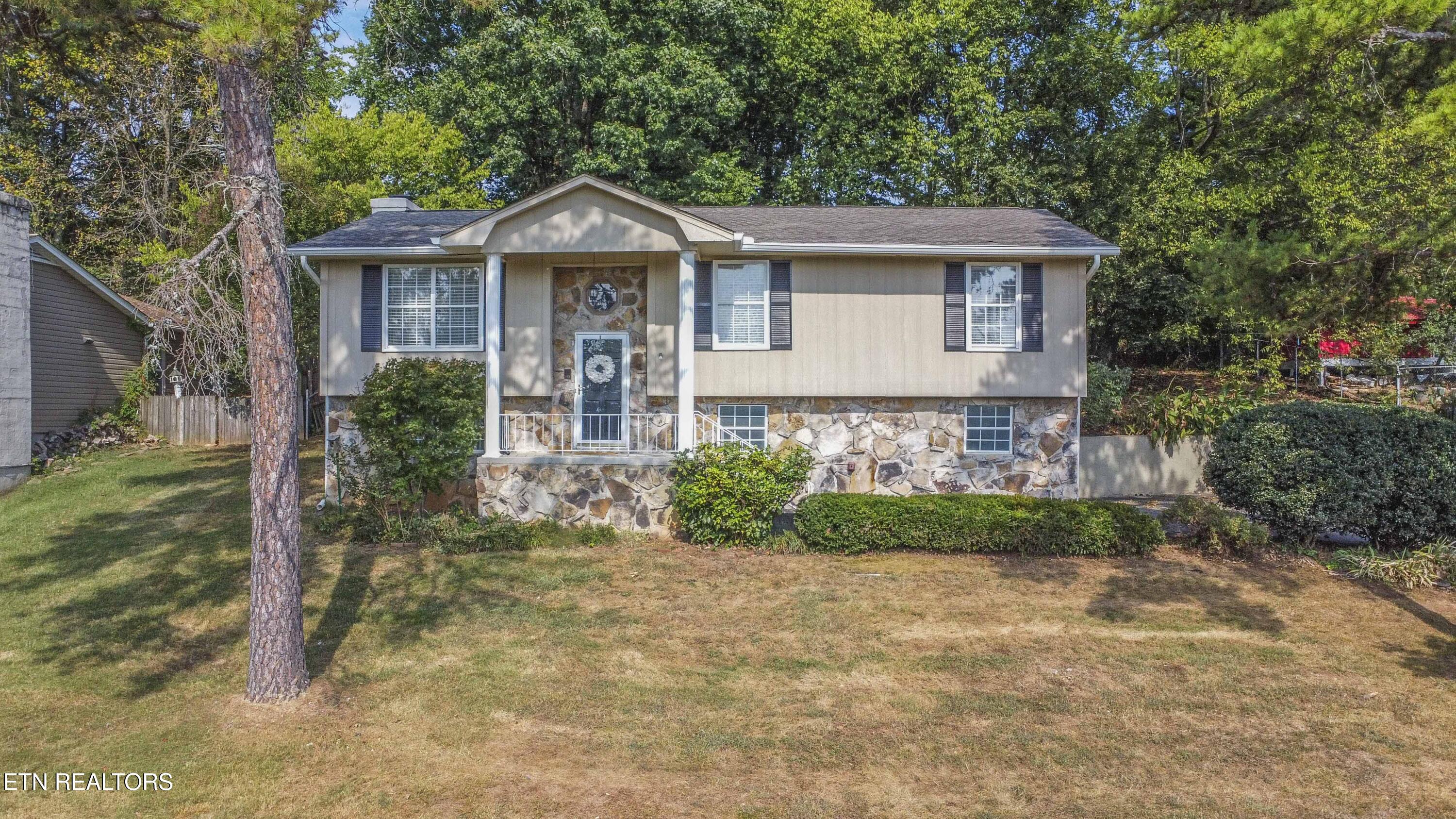 11333 Clear Point Drive — photo