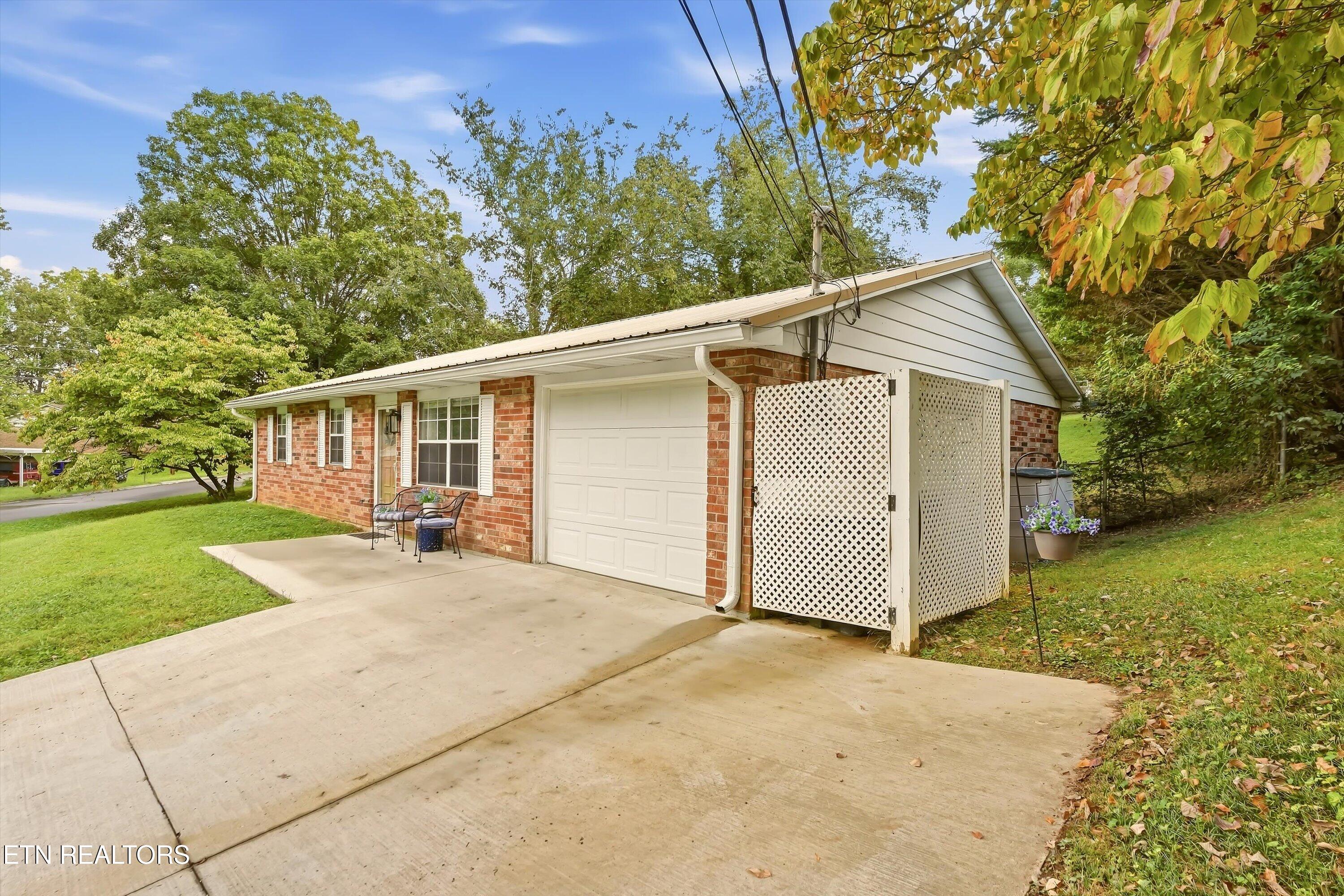 5608 Ridgetop Road, Knoxville, TN 37921 — photo 2