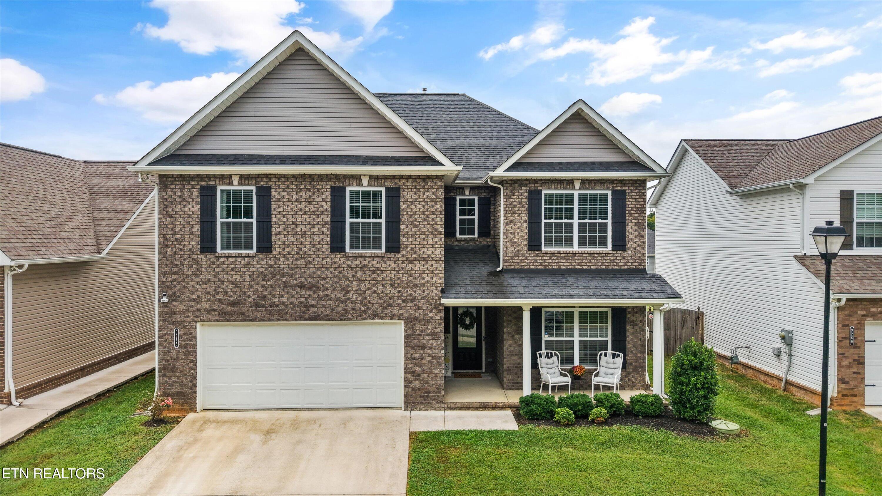 9273 Upstream Lane — photo