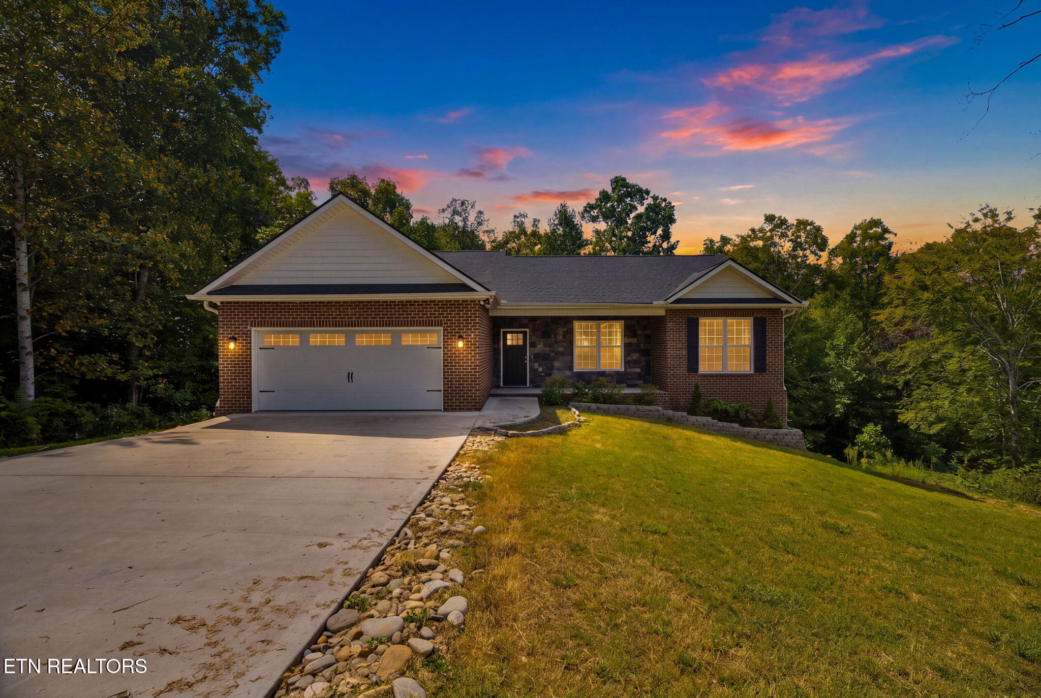 334 Timber Creek Rd — photo