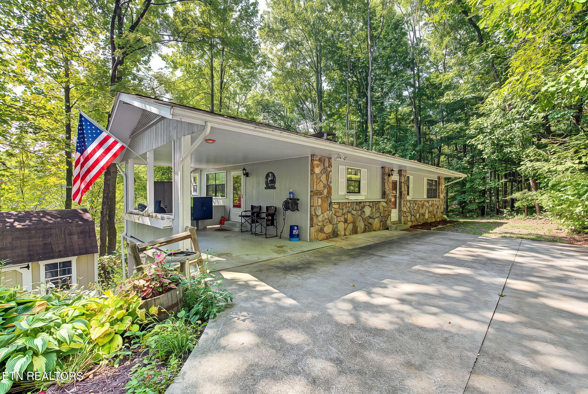 1131 Tanrac Tr — photo